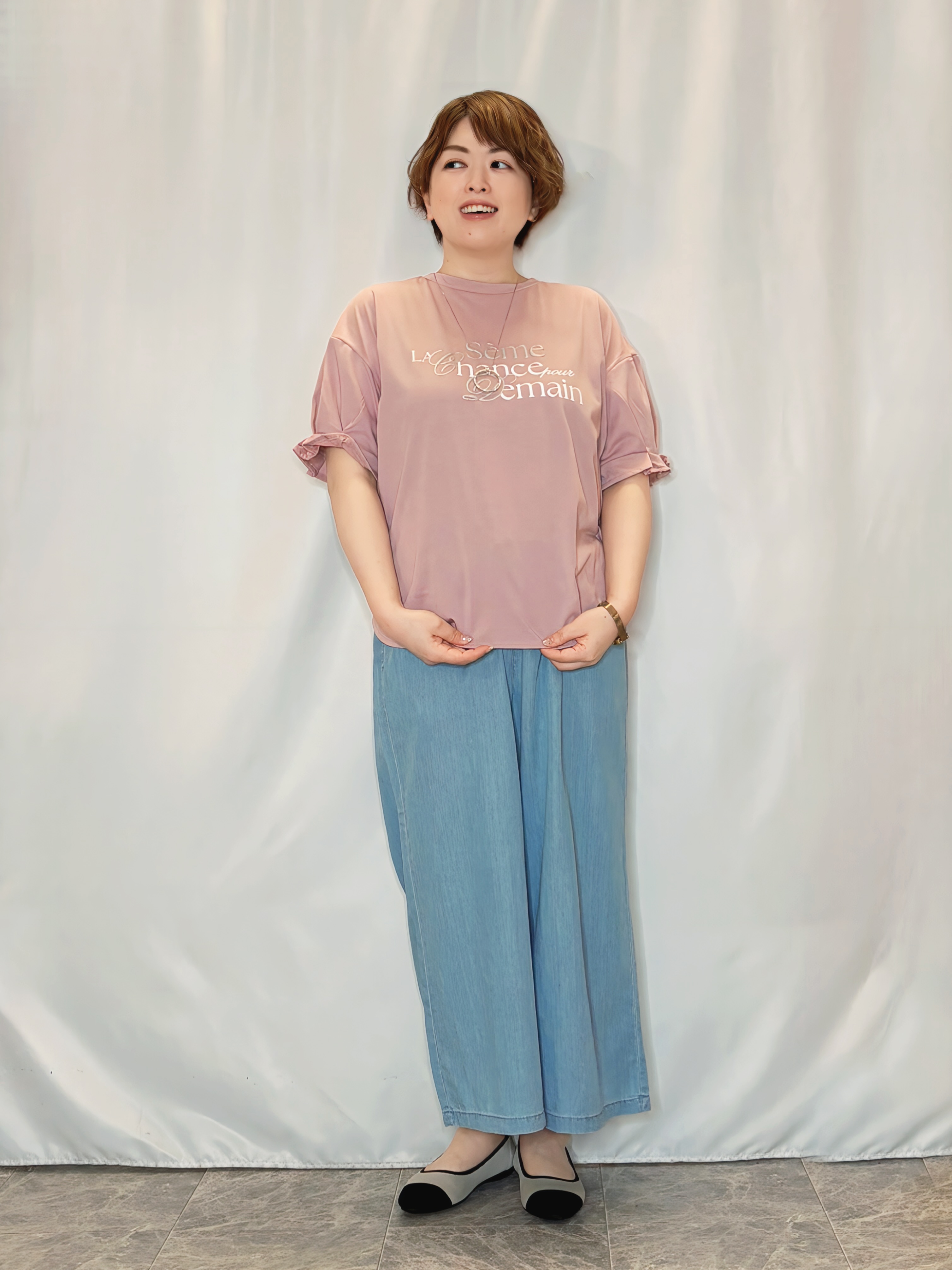 たみさんの「SHOO･LA･RUE｜【S-LL】サッと羽織れてきれい見え　フラップポケット ノーカラーブルゾン」を使ったコーディネート