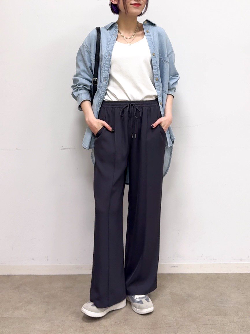 𝐜𝐡𝐢𝐤𝐚さんの「SHOO･LA･RUE｜【ネックアソート/洗濯機可】テレコ5分袖トップス」を使ったコーディネート