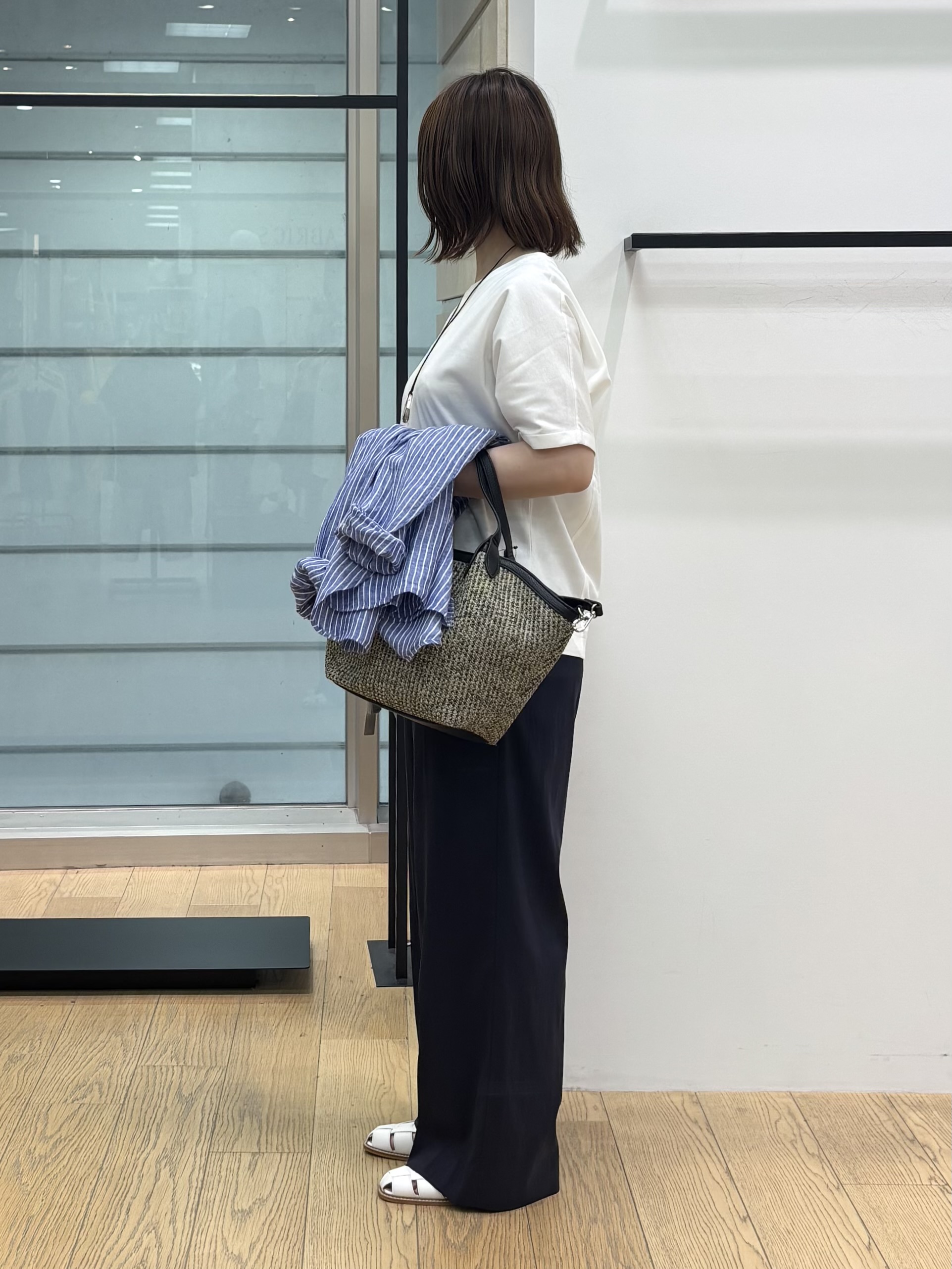 asamiさんの「INDIVI｜【接触冷感／2WAY】カシュクールリネンシャツ」を使ったコーディネート