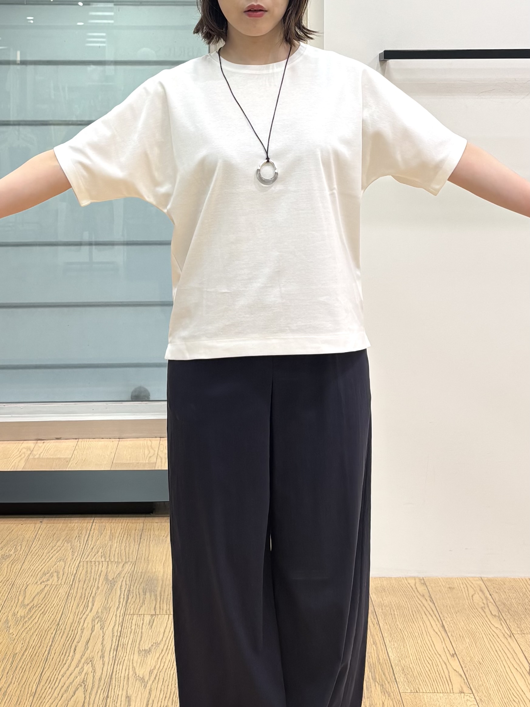 asamiさんの「INDIVI｜【接触冷感／2WAY】カシュクールリネンシャツ」を使ったコーディネート