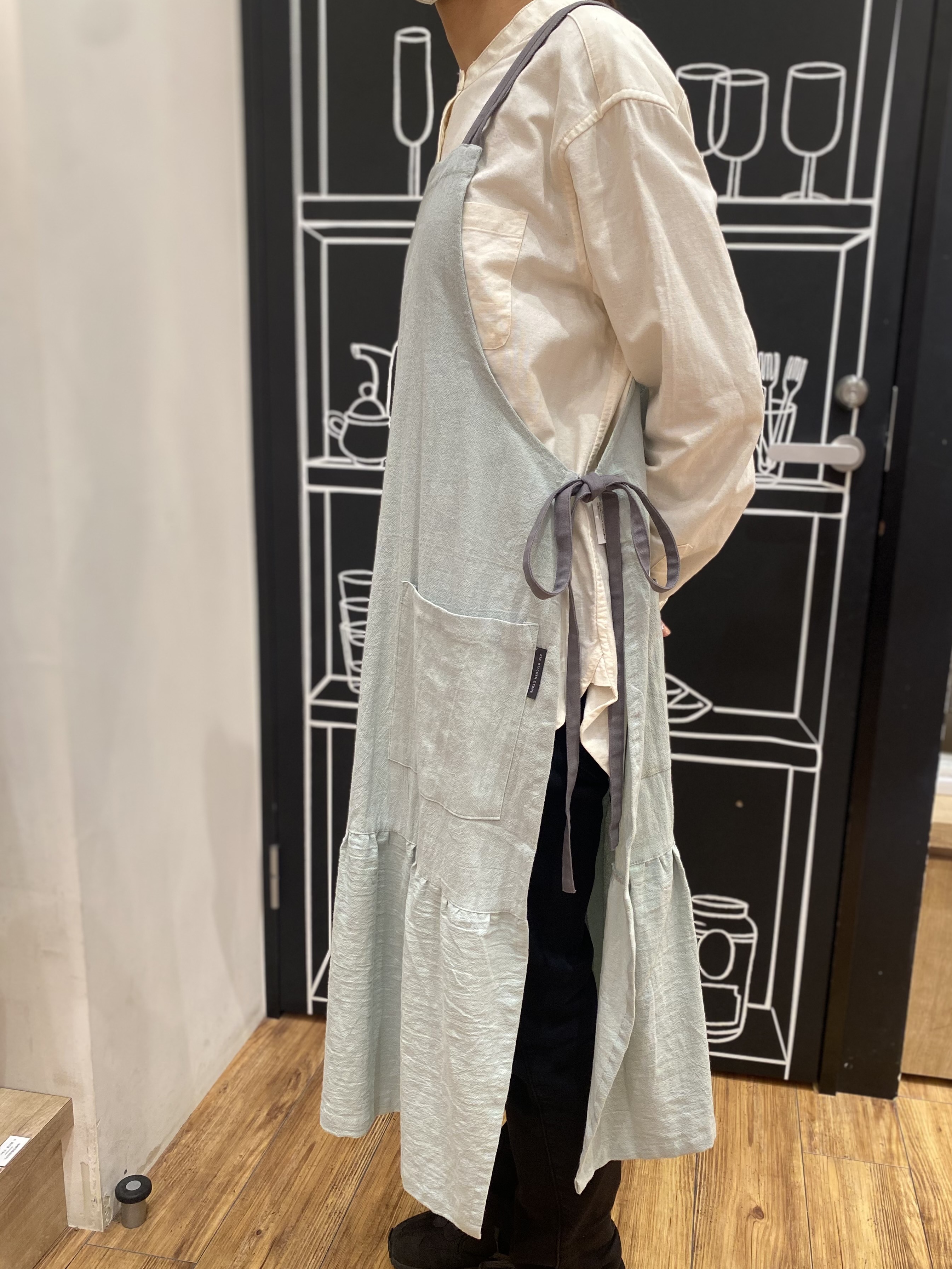 fooさんの「212 KITCHEN STORE｜3Wayギャザーエプロン GR ＜212Kオリジナル＞」を使ったコーディネート
