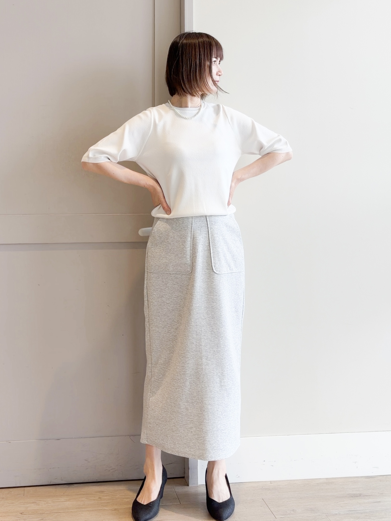 yamakoさんの「grove｜【UVカット/洗濯機で洗える】メタルボタンクルーネックカーディガン」を使ったコーディネート