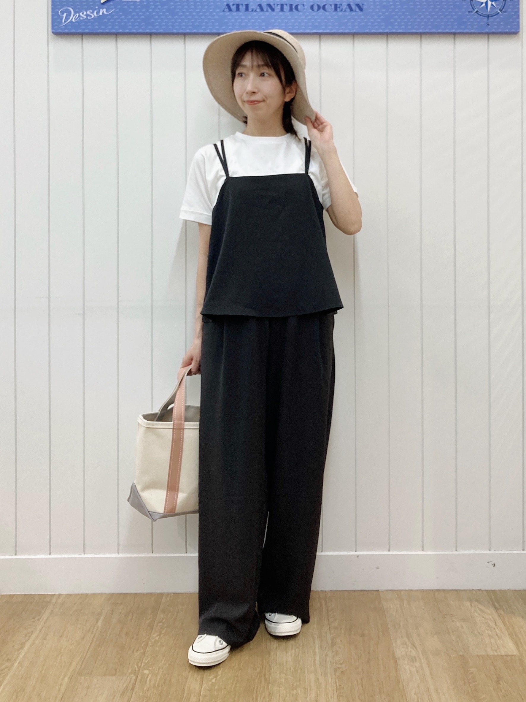 yoshiさんの「Dessin｜【吸汗速乾/洗える】リラクシーキャミサロペット」を使ったコーディネート