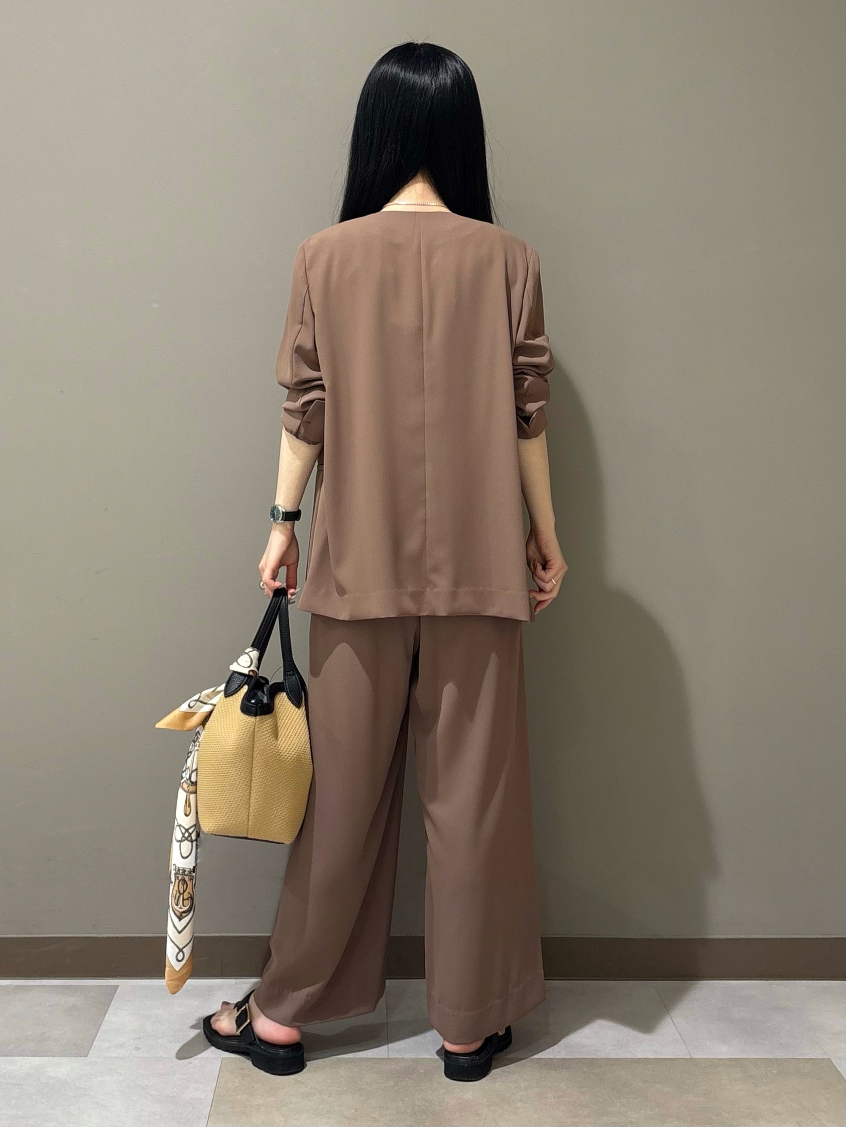 KEIKOさんの「INDIVI｜【接触冷感／透湿／着る日傘】ノーカラージャケット」を使ったコーディネート
