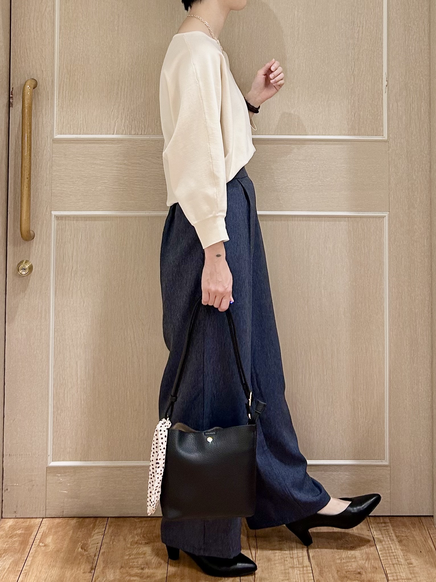 ちぐささんの「SHOO･LA･RUE｜スカーフ付きショルダーバッグ」を使ったコーディネート