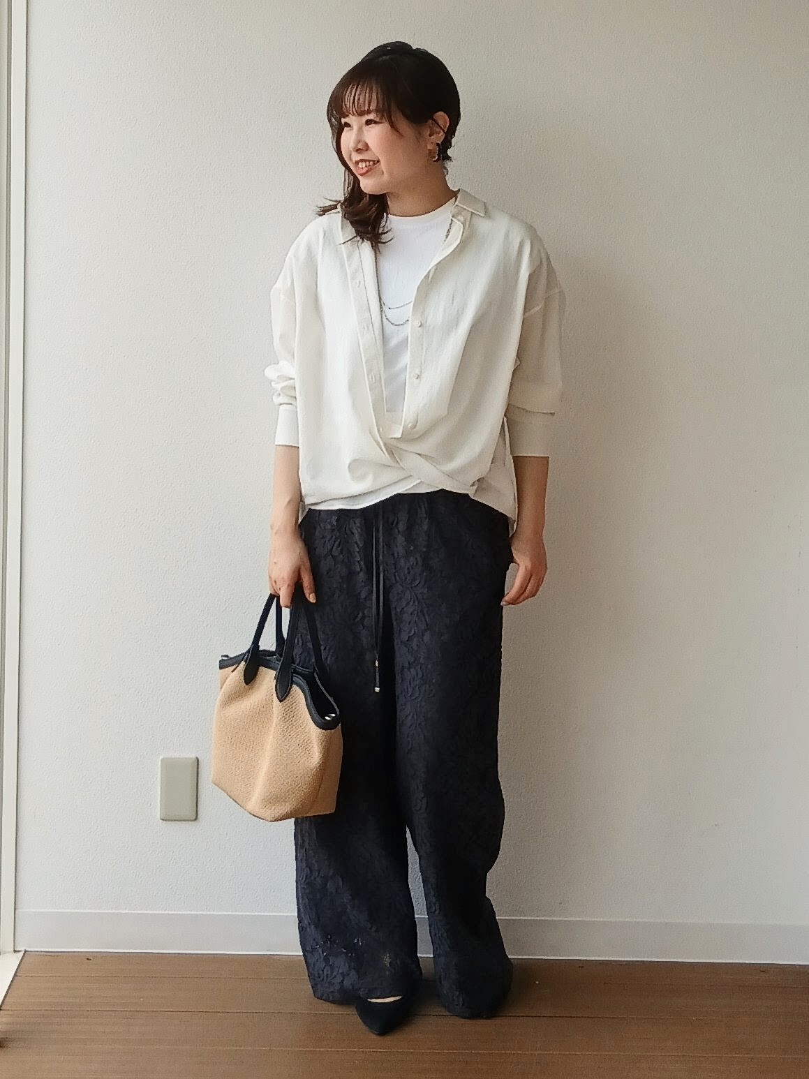 なみきさんの「UNTITLED｜◆【2WAY/マシンウォッシャブル】カシュクールデザインシャツ」を使ったコーディネート