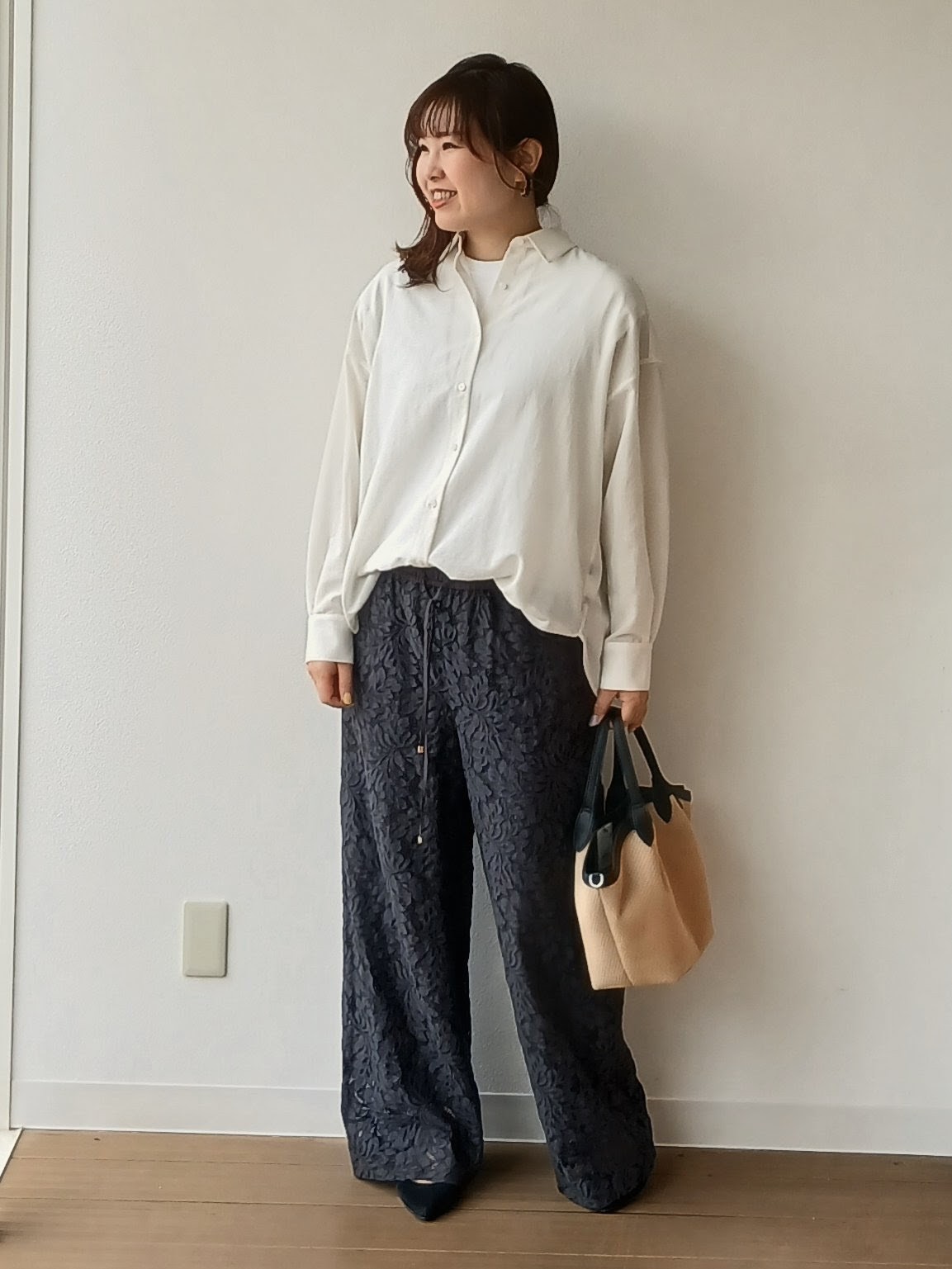 なみきさんの「UNTITLED｜◆【2WAY/マシンウォッシャブル】カシュクールデザインシャツ」を使ったコーディネート