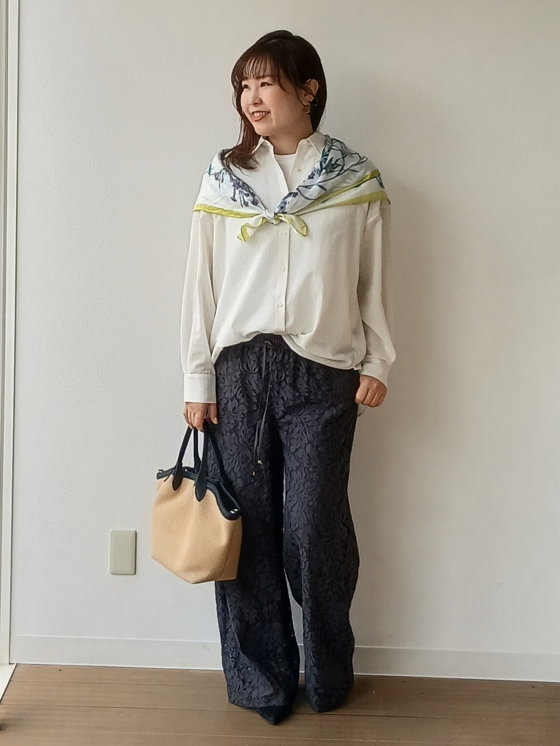 なみきさんの「UNTITLED｜◆【2WAY/マシンウォッシャブル】カシュクールデザインシャツ」を使ったコーディネート