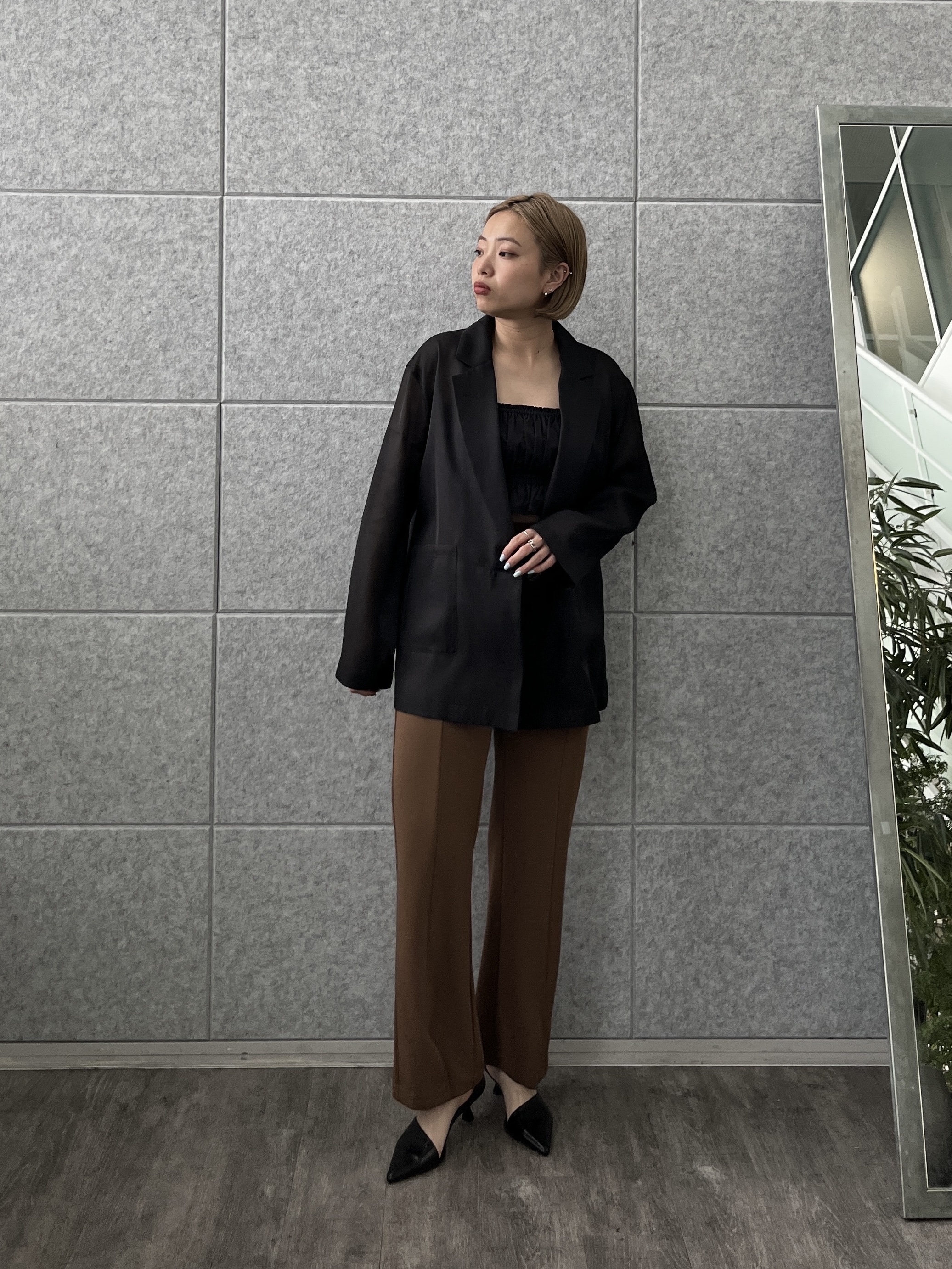 Harukaさんの「INDIVI｜スリットフレアスキニーパンツ」を使ったコーディネート