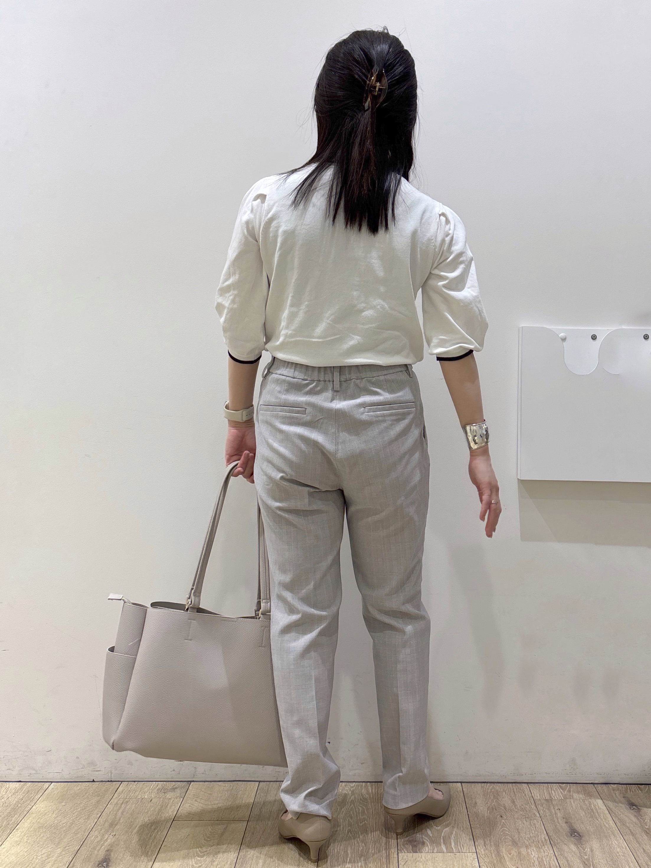 mameさんの「OPAQUE.CLIP｜【UVケア】6分袖タックスリーブニット《洗濯機OK／XS～LL／9col》」を使ったコーディネート