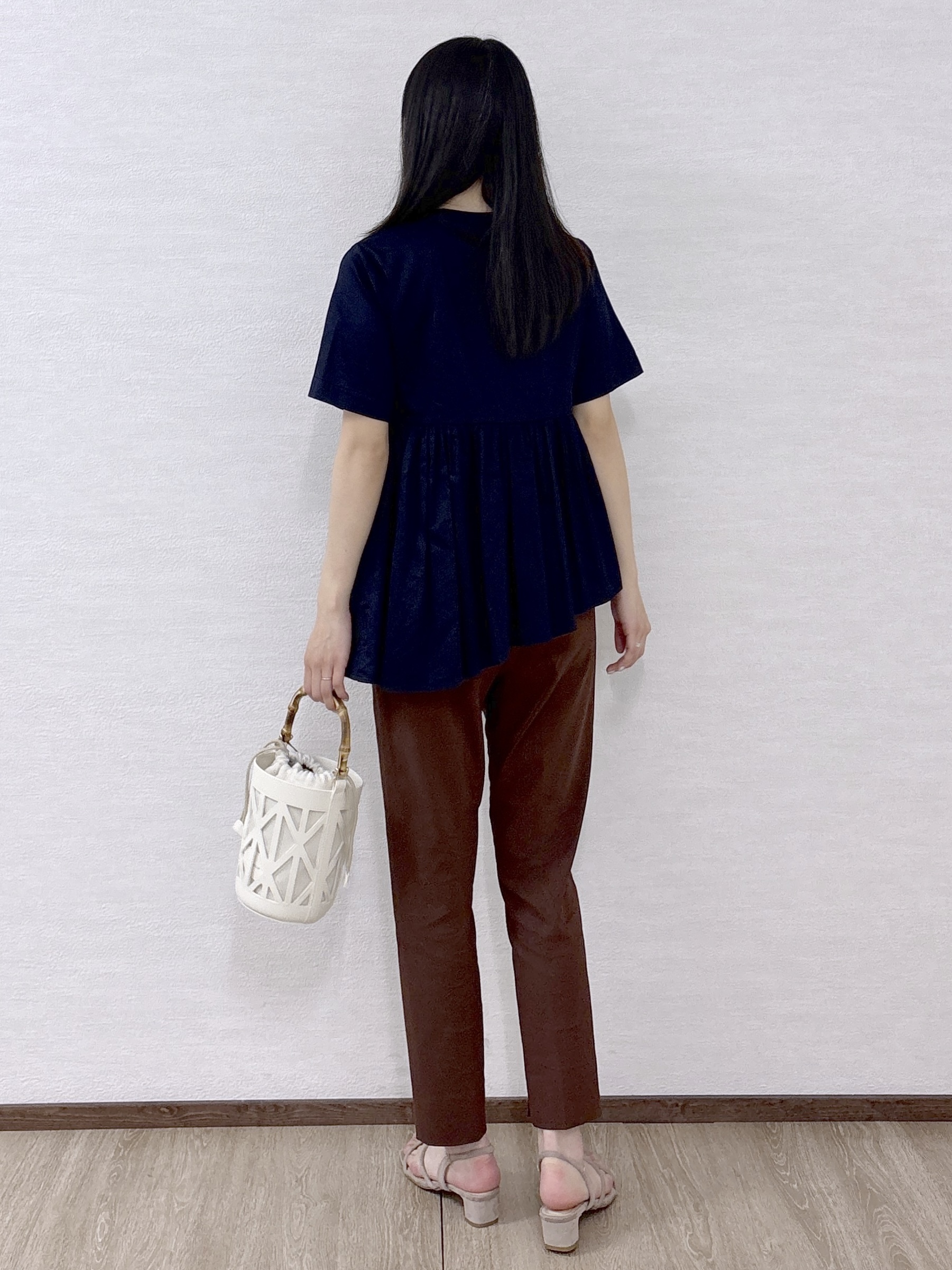 sachikoさんの「OPAQUE.CLIP｜ピンタックアシメペプラムブラウス【洗濯機ＯＫ】」を使ったコーディネート