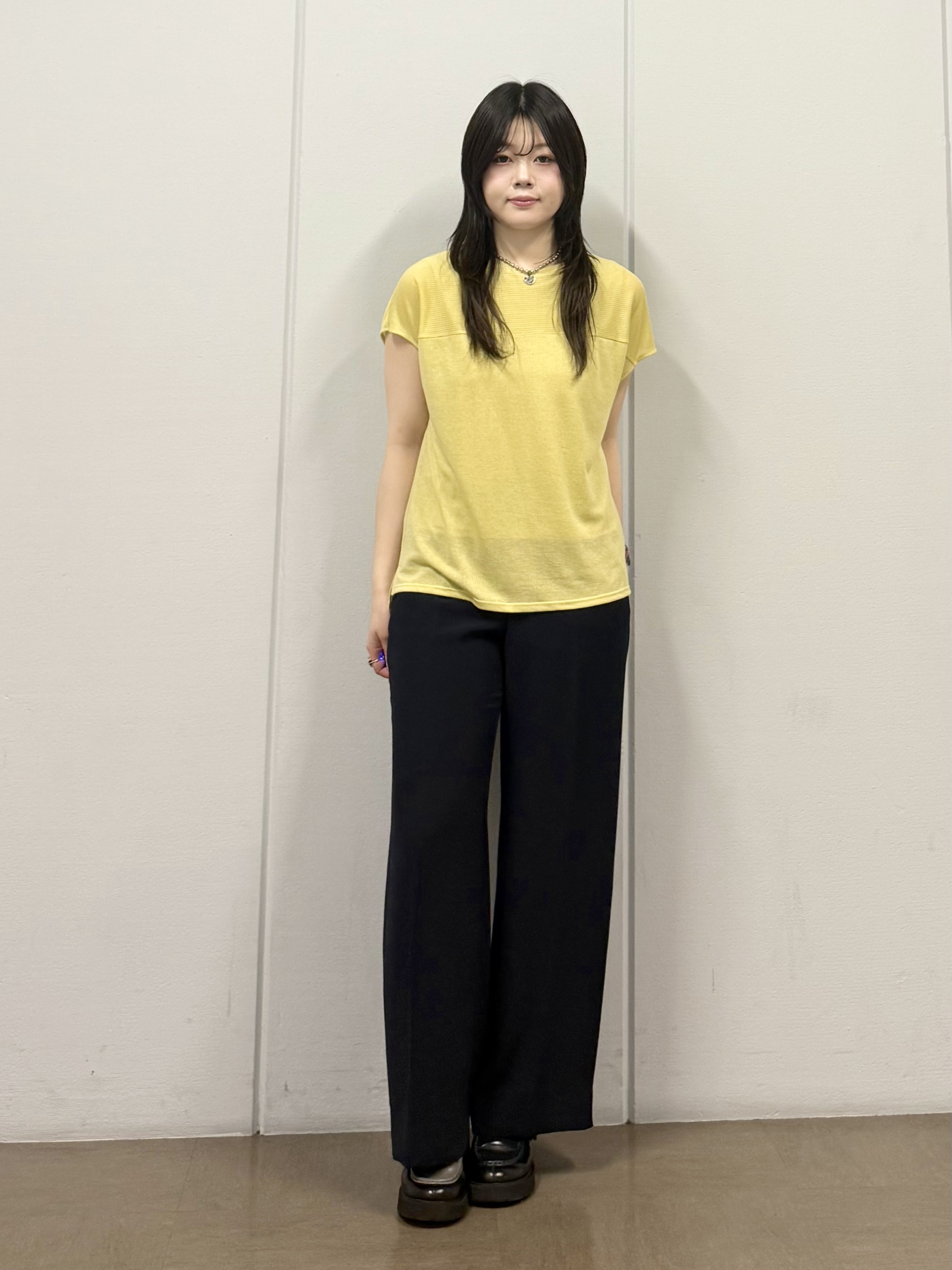mizukiさんの「INDIVI｜【洗える／アンサンブル可能】シアースストライプトップス」を使ったコーディネート
