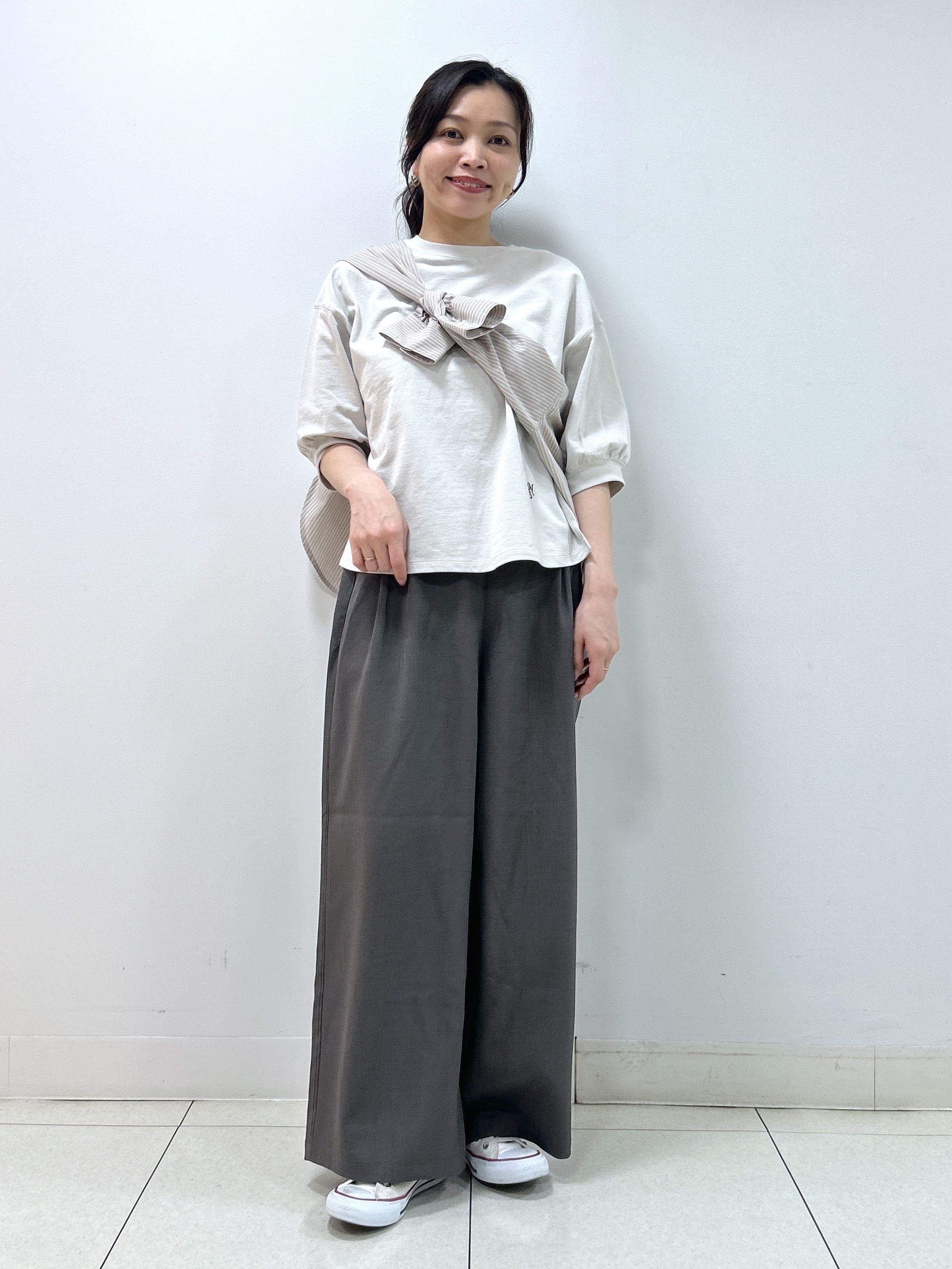 Kaiさんの「Dessin｜【360度可愛い】バックヘンリーカットソー5分袖」を使ったコーディネート