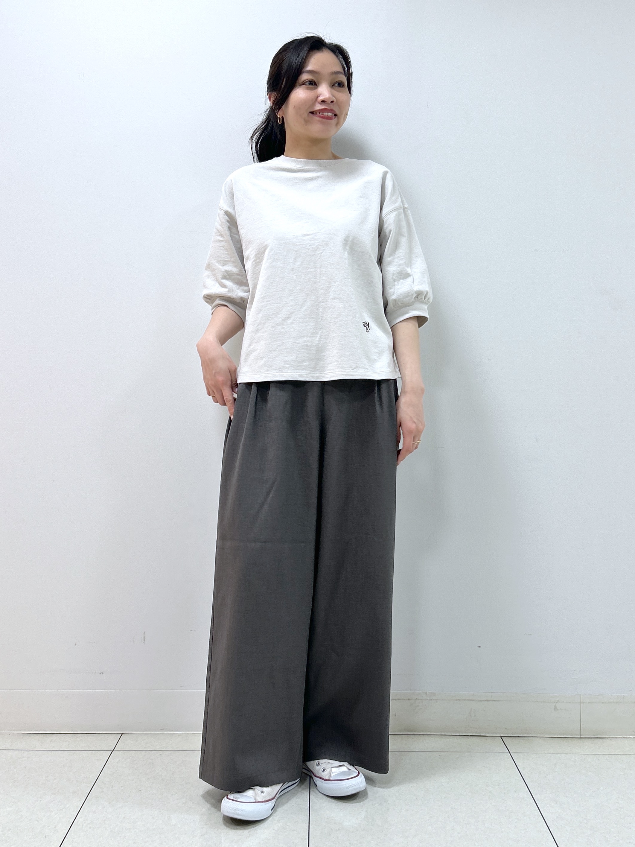 Kaiさんの「Dessin｜【360度可愛い】バックヘンリーカットソー5分袖」を使ったコーディネート