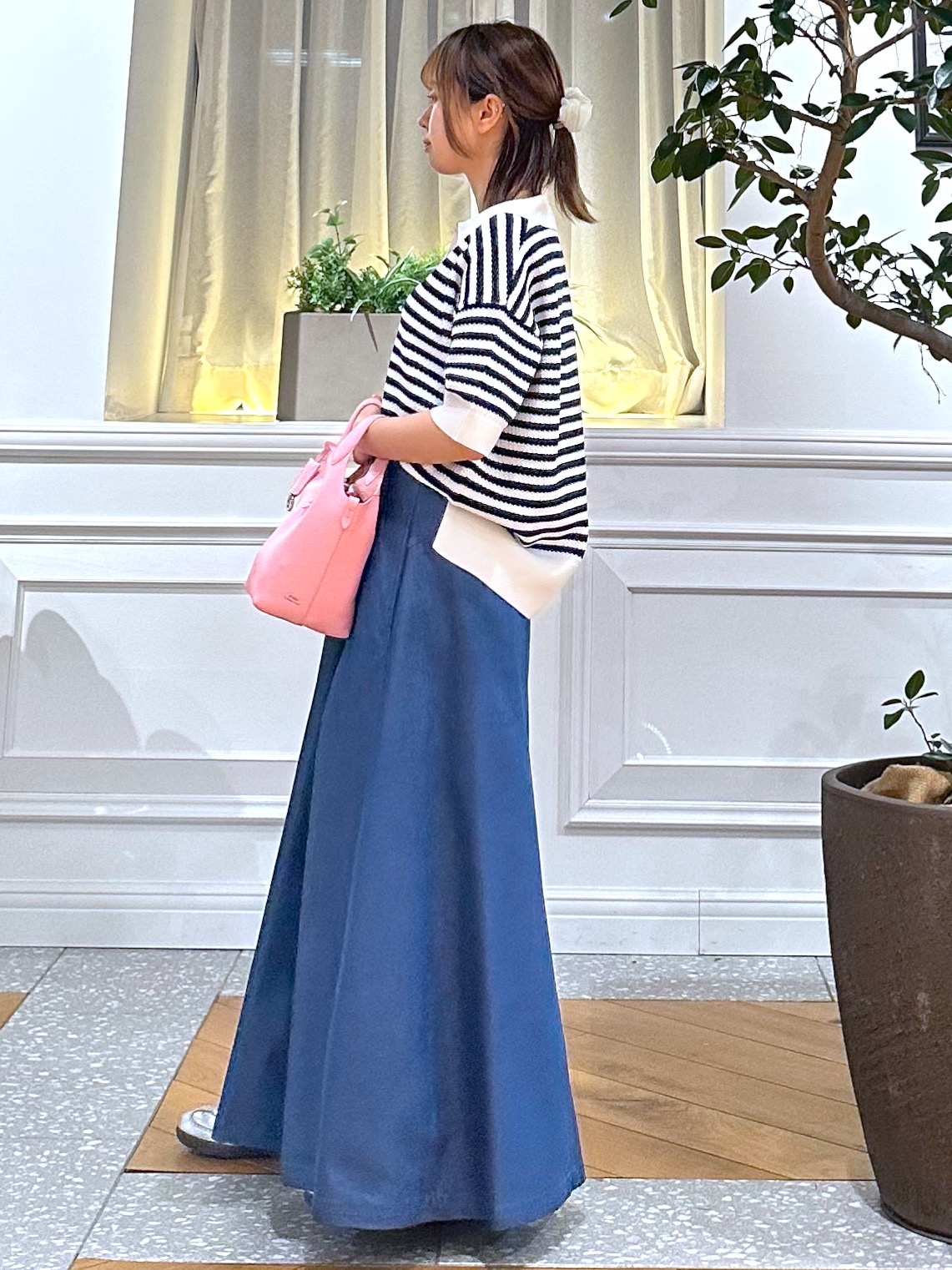 なべこさんの「DRESSTERIOR｜【接触冷感/吸水速乾】クールタッチ デニムライク タックスカート」を使ったコーディネート