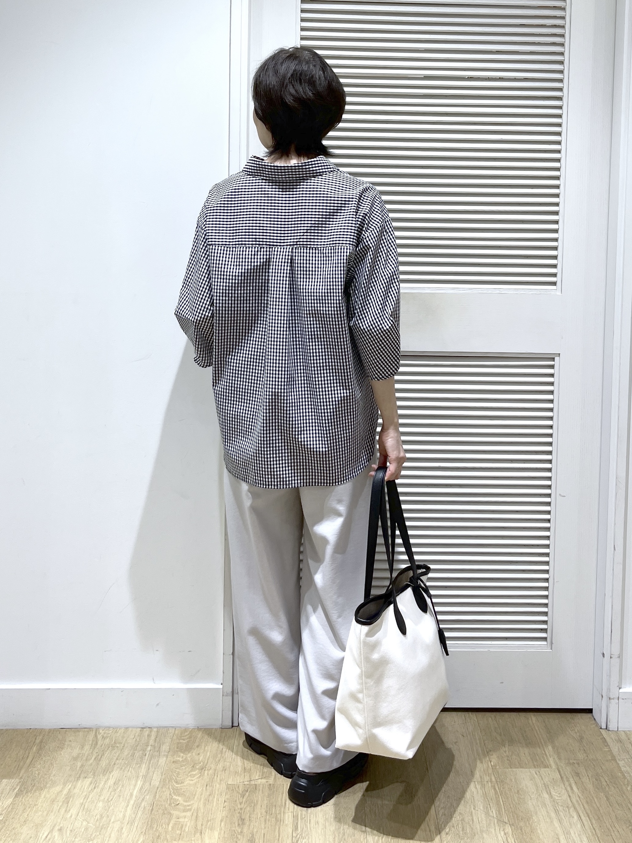 Miyazakiさんの「Dessin｜【接触冷感/ウエストゴム/洗える】イージーワイドパンツ」を使ったコーディネート