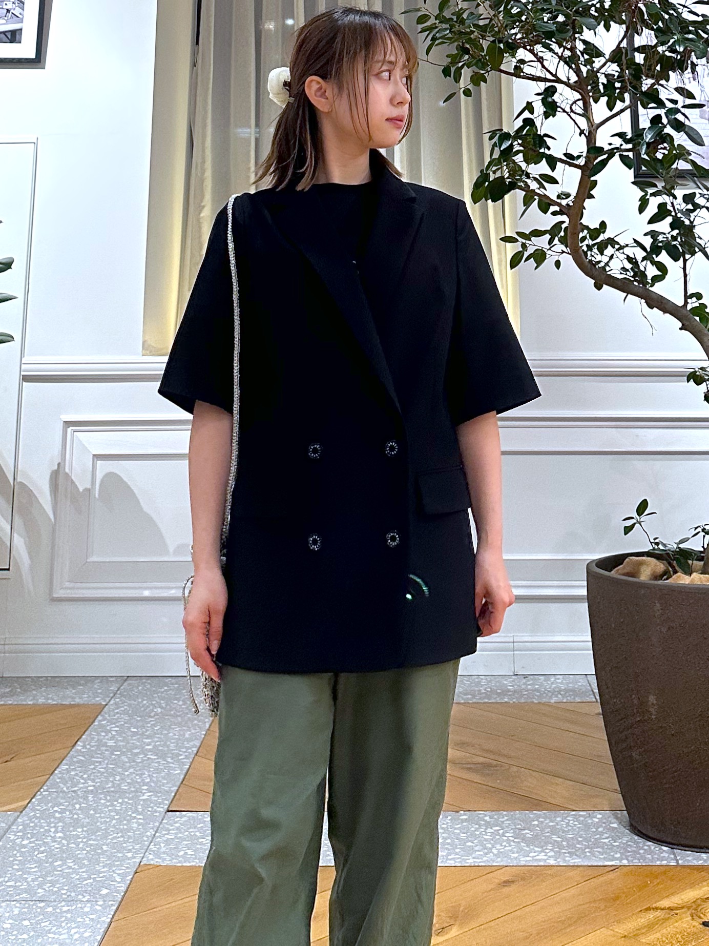 なべこさんの「DRESSTERIOR｜【接触冷感／抗菌防臭／消臭】アイスクリアコットン Bonsoir ロゴTシャツ」を使ったコーディネート