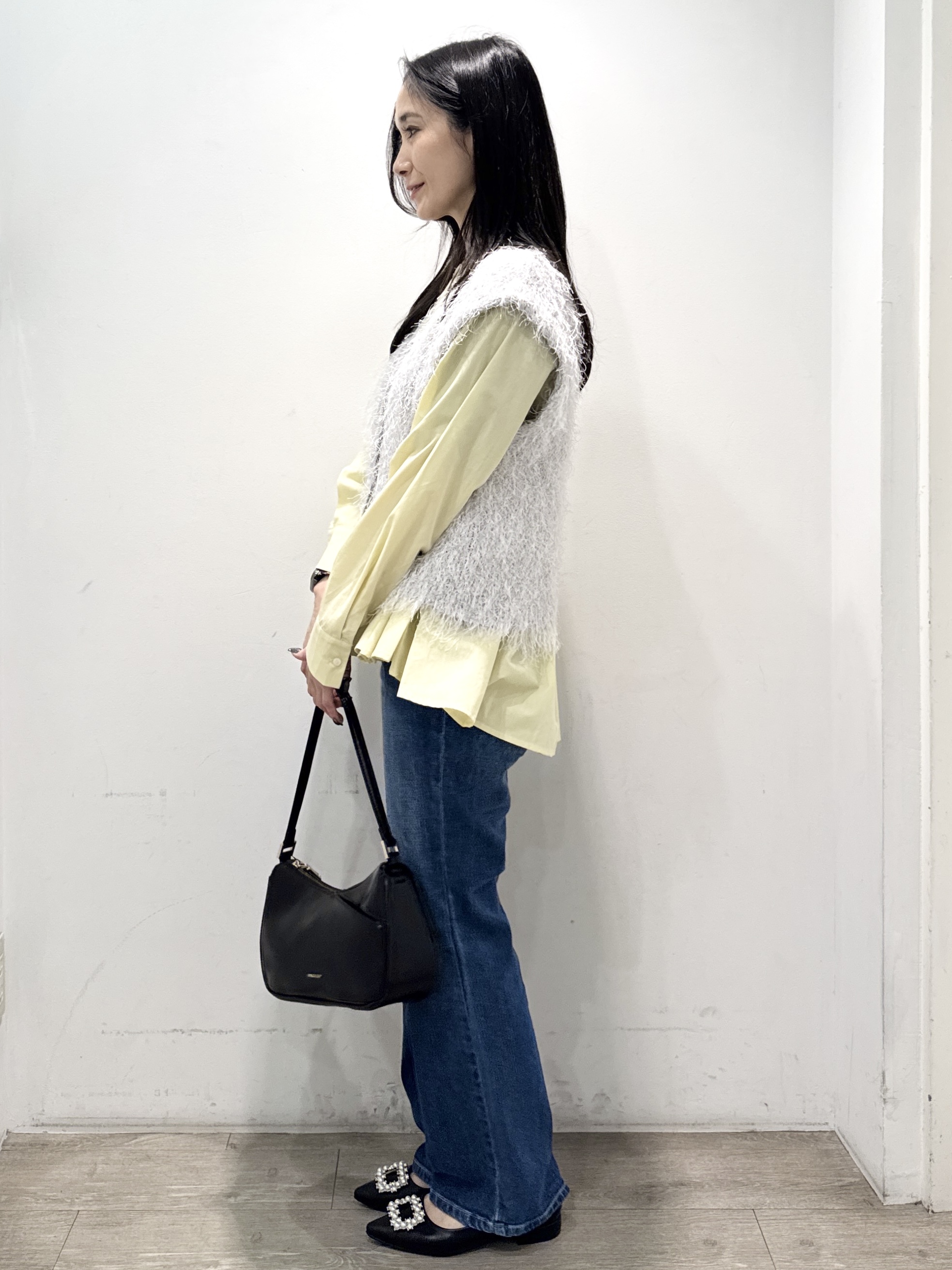 yuicciさんの「OPAQUE.CLIP｜フリンジニットベスト【洗濯機OK】」を使ったコーディネート