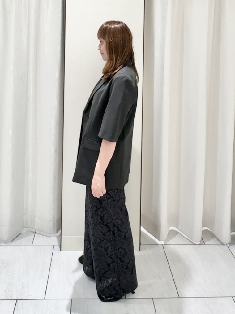 ʏᴜᴋɪᴋᴏさんの「UNTITLED｜【シワになりにくい/セットアップ可/接触冷感】ハーフスリーブジャケット」を使ったコーディネート