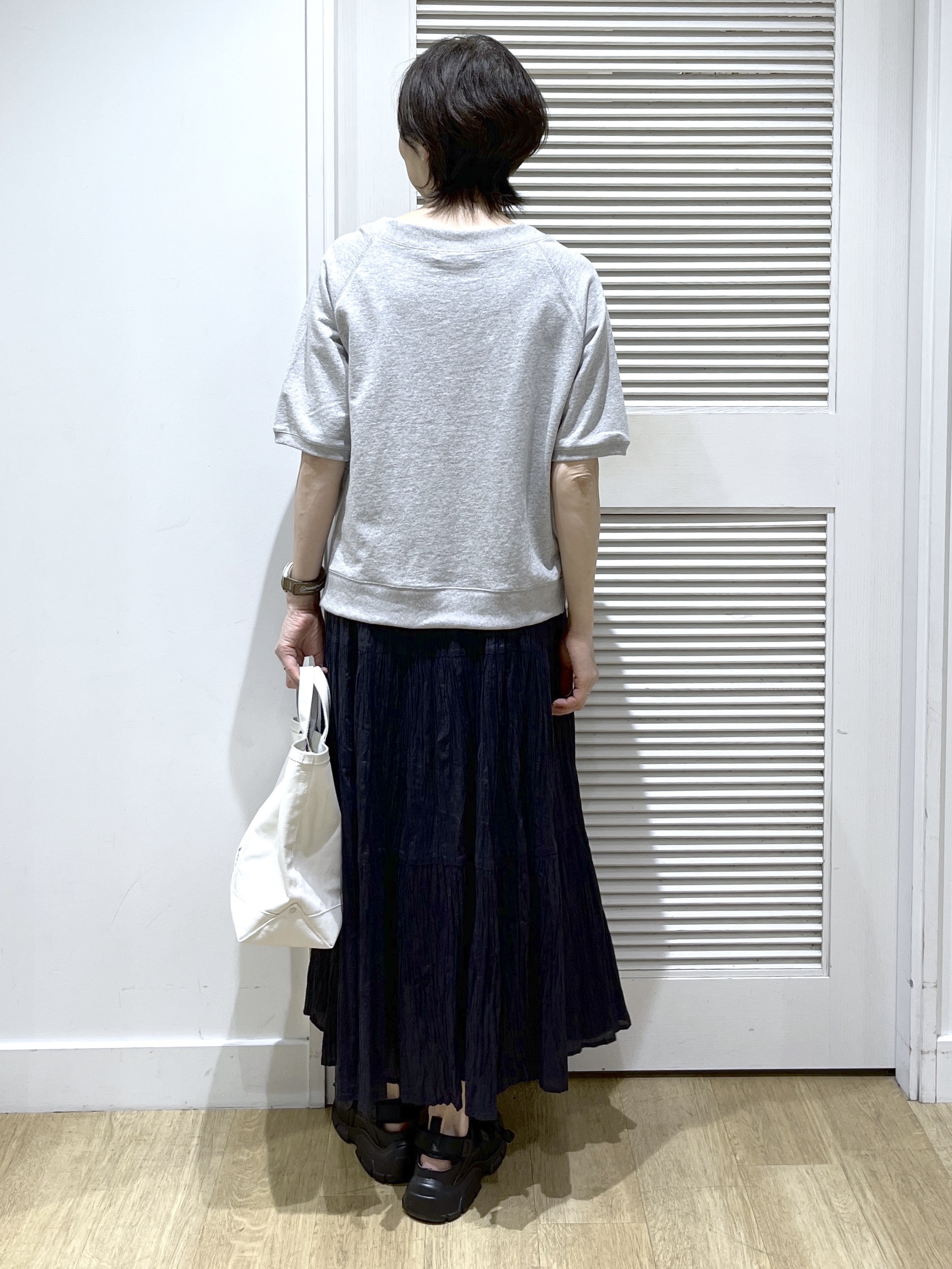 Miyazakiさんの「Dessin｜【洗える】ミニ裏毛刺繍ロゴプルオーバー」を使ったコーディネート