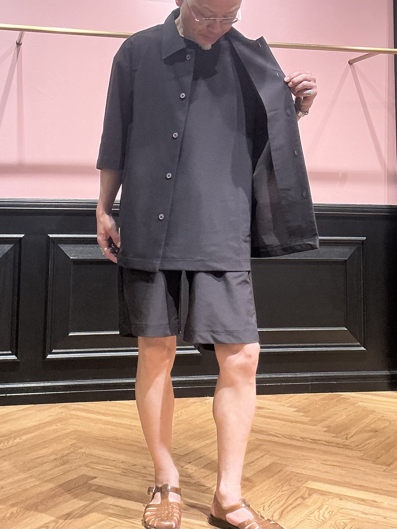 torigoeさんの「DRESSTERIOR｜【接触冷感/UVカット/ウォッシャブル】AIRTOOL クルーネックTシャツ」を使ったコーディネート