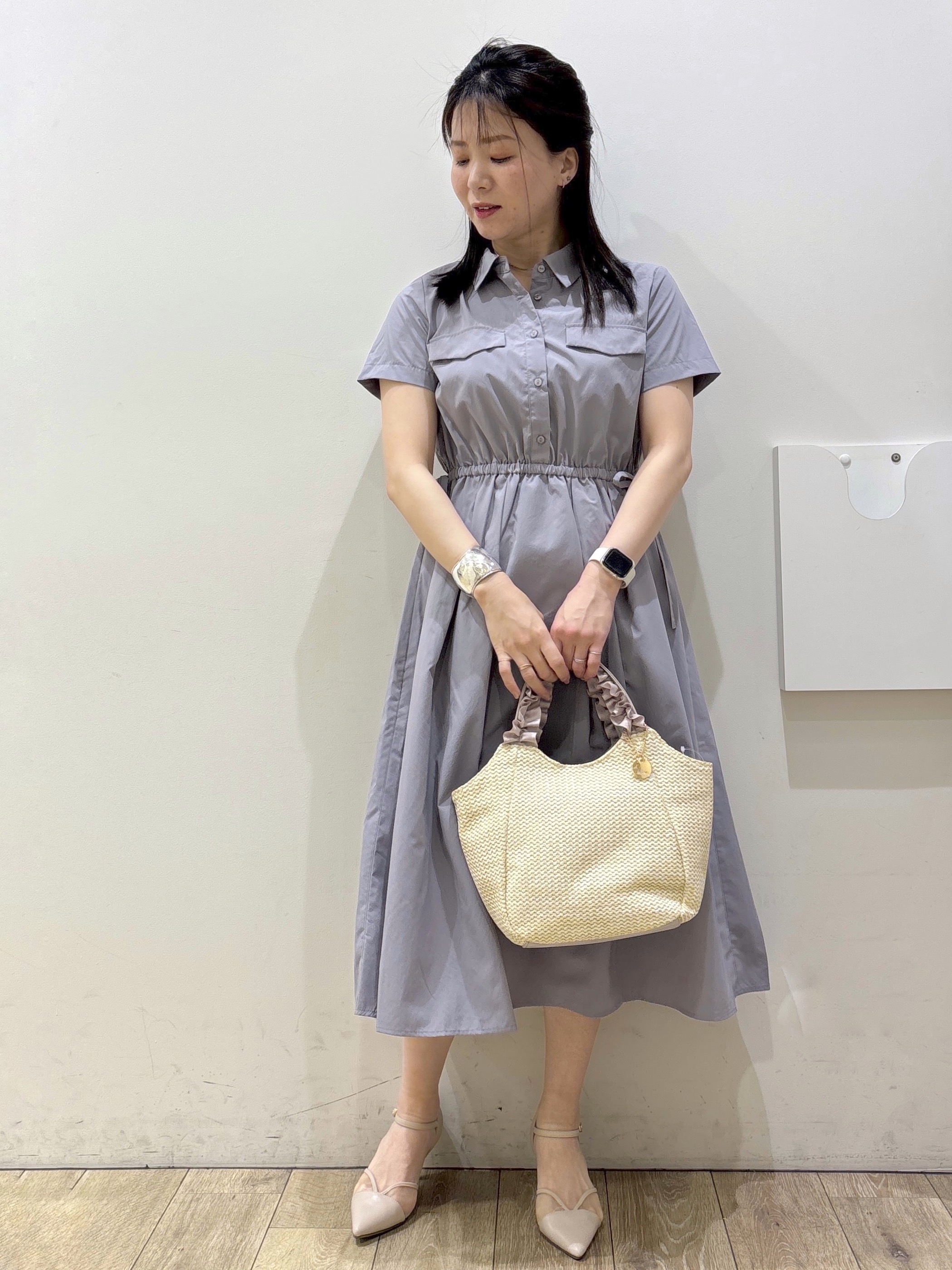 mameさんの「index｜サイドリボンシャツワンピース【洗濯機OK／防シワ】」を使ったコーディネート