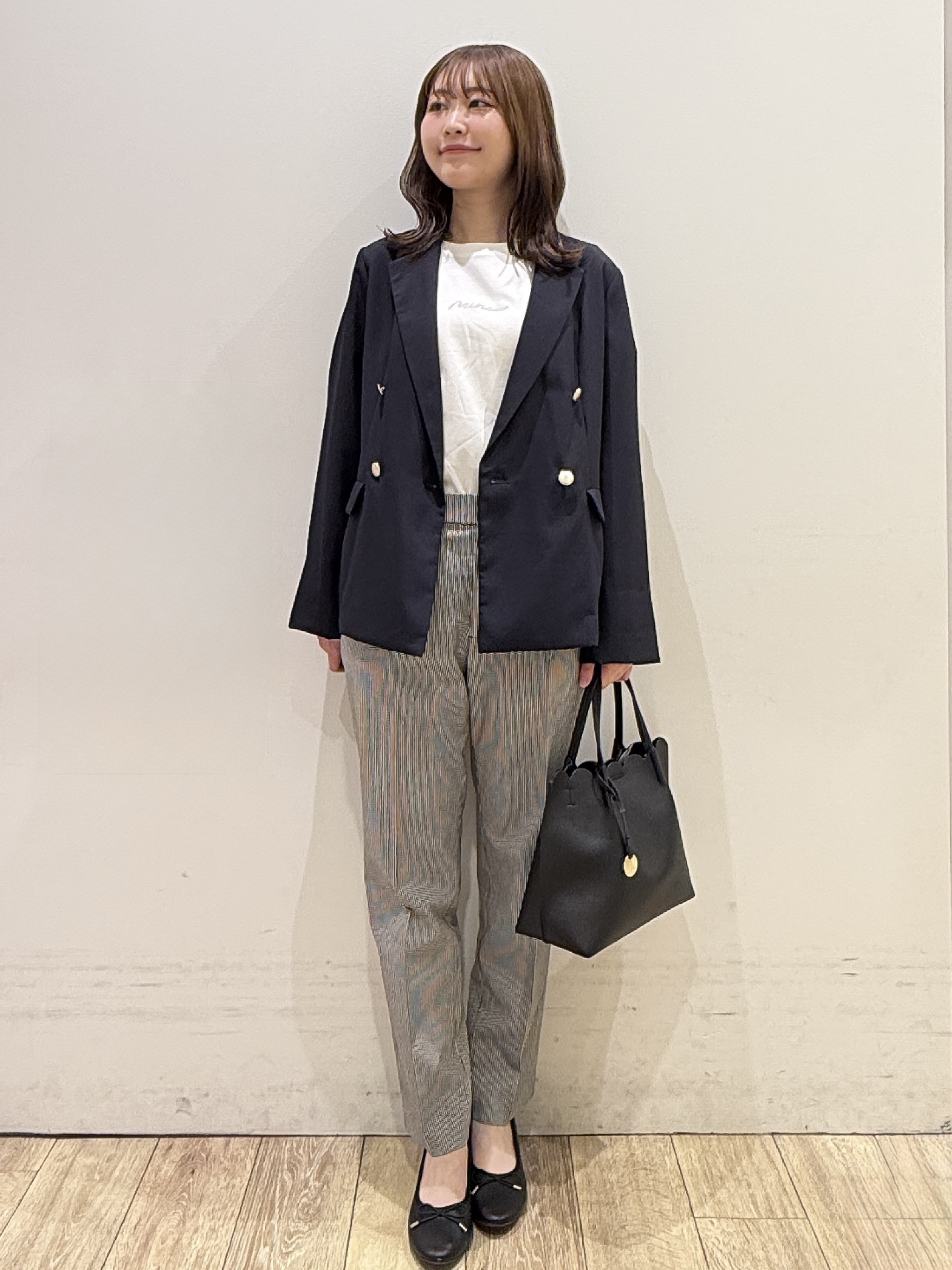 MOMOさんの「index｜《再入荷》ダブルブレストテーラードジャケット【接触冷感／吸水速乾／イージーアイロン／防シワ／洗濯機O」を使ったコーディネート
