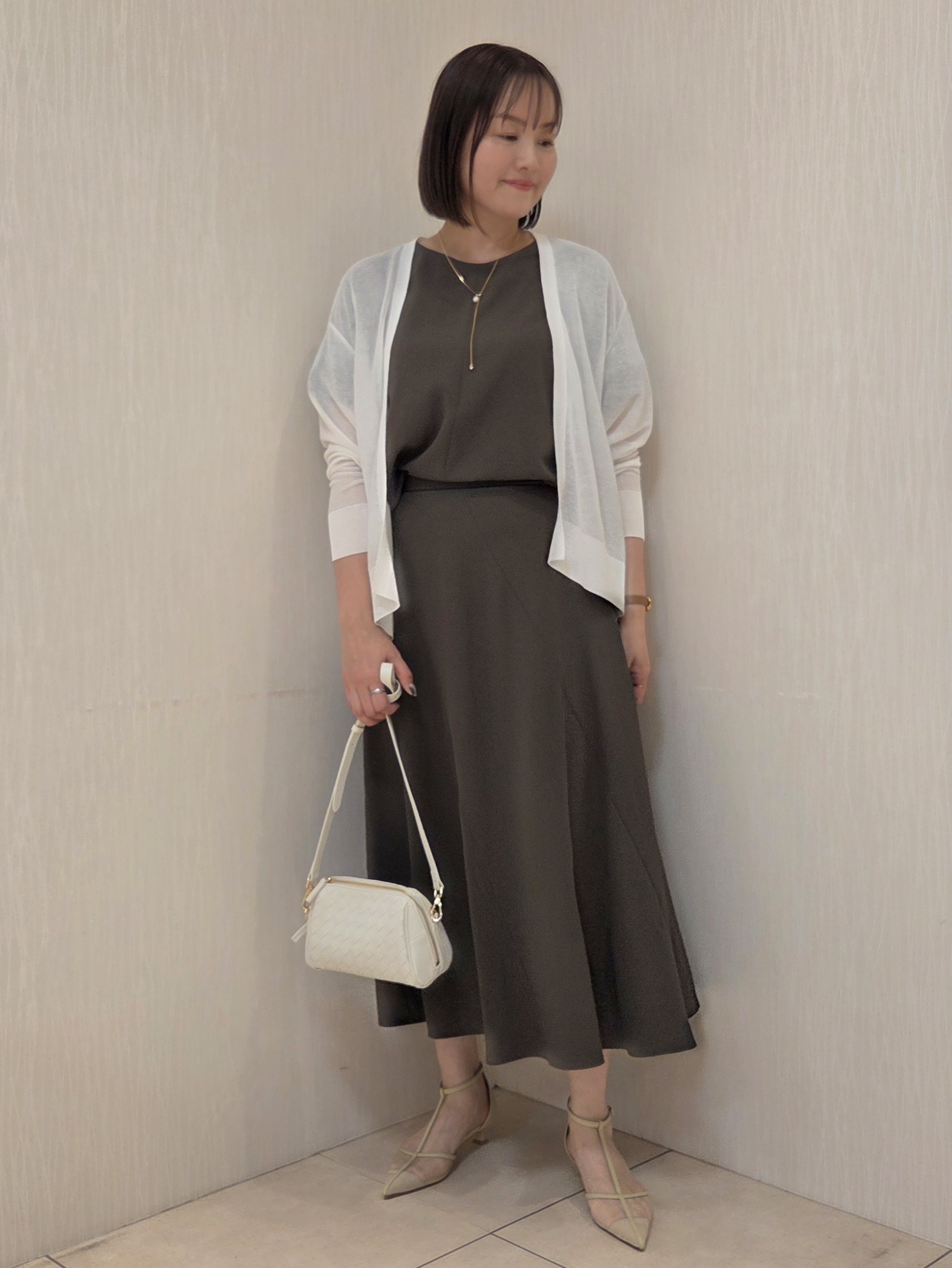 naokoさんの「UNTITLED｜【日除け・冷房対策に】コットンリネンカーディガン」を使ったコーディネート