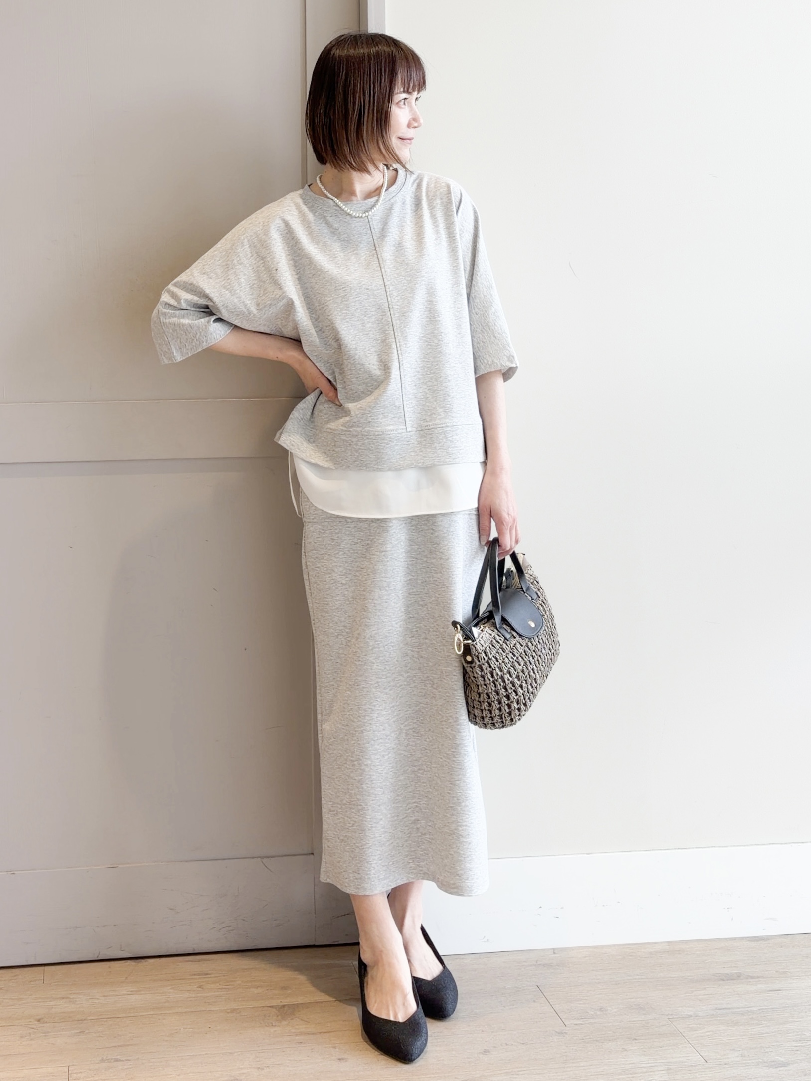 yamakoさんの「grove｜【貴島明日香さん着用・大人のリラックススタイル】テープヤーン ボートネックニット」を使ったコーディネート