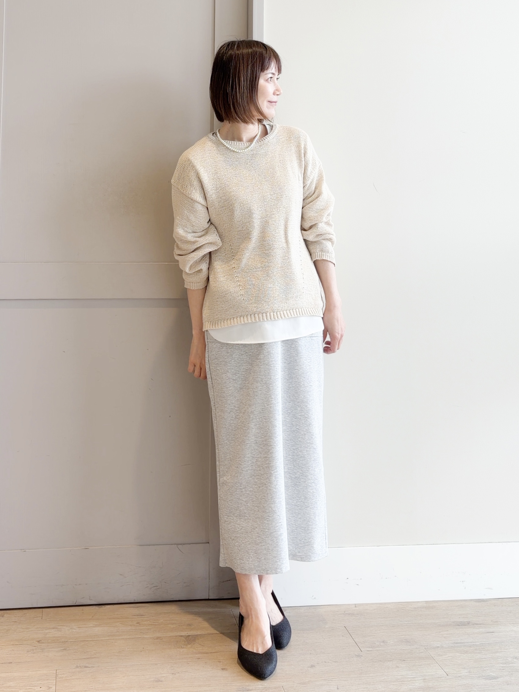 yamakoさんの「grove｜【貴島明日香さん着用・大人のリラックススタイル】テープヤーン ボートネックニット」を使ったコーディネート