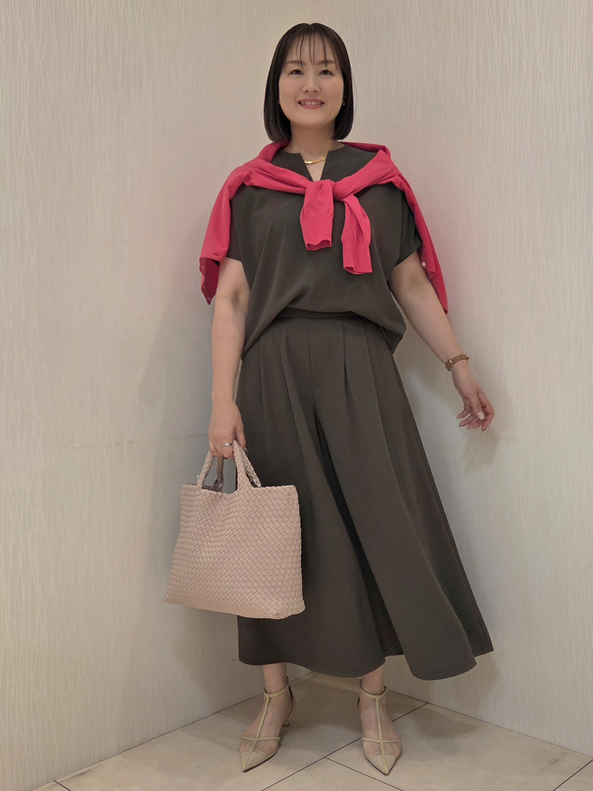 naokoさんの「UNTITLED｜◆【9色展開/アンサンブル可】コットンクルーネックカーディガン」を使ったコーディネート