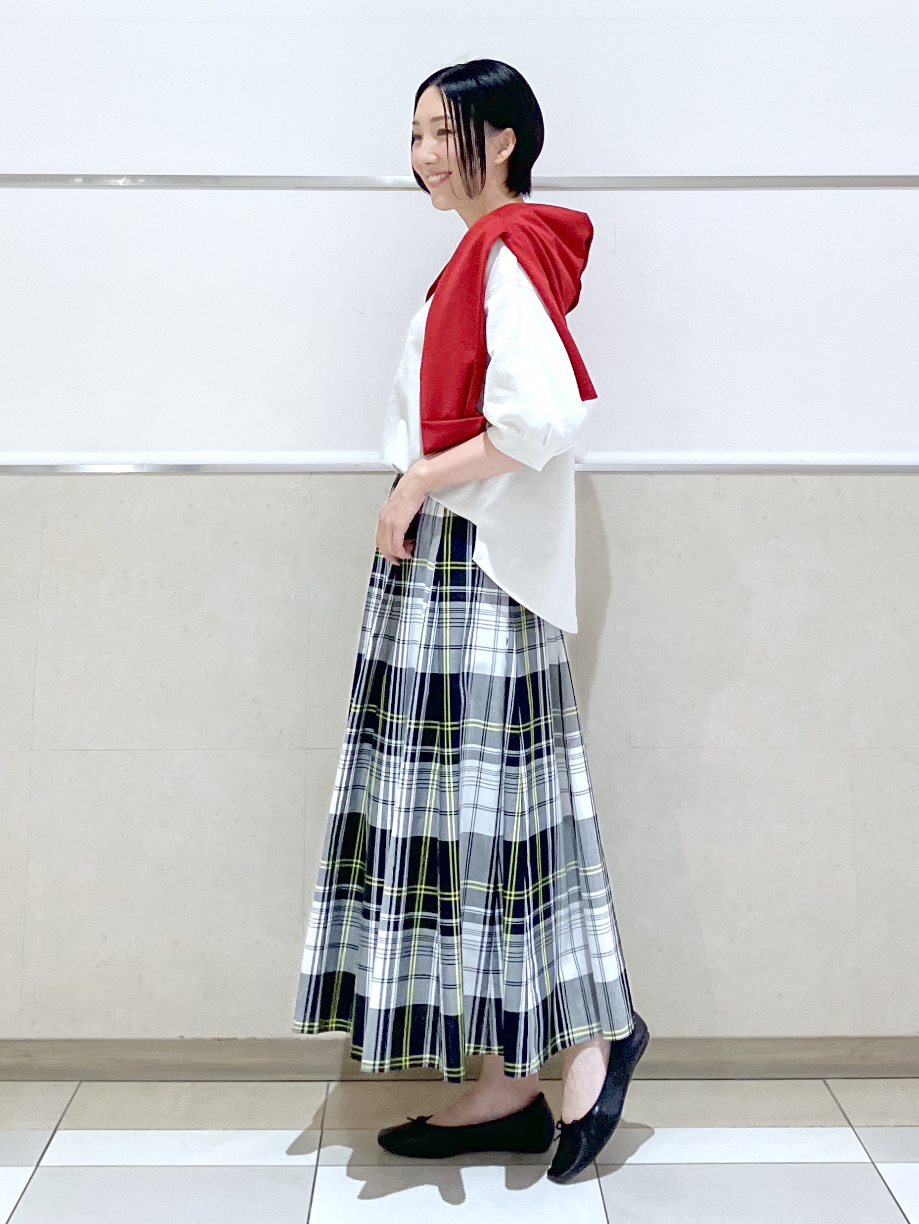 eriko さんの「Dessin｜【360度可愛い】バックヘンリーカットソー5分袖」を使ったコーディネート