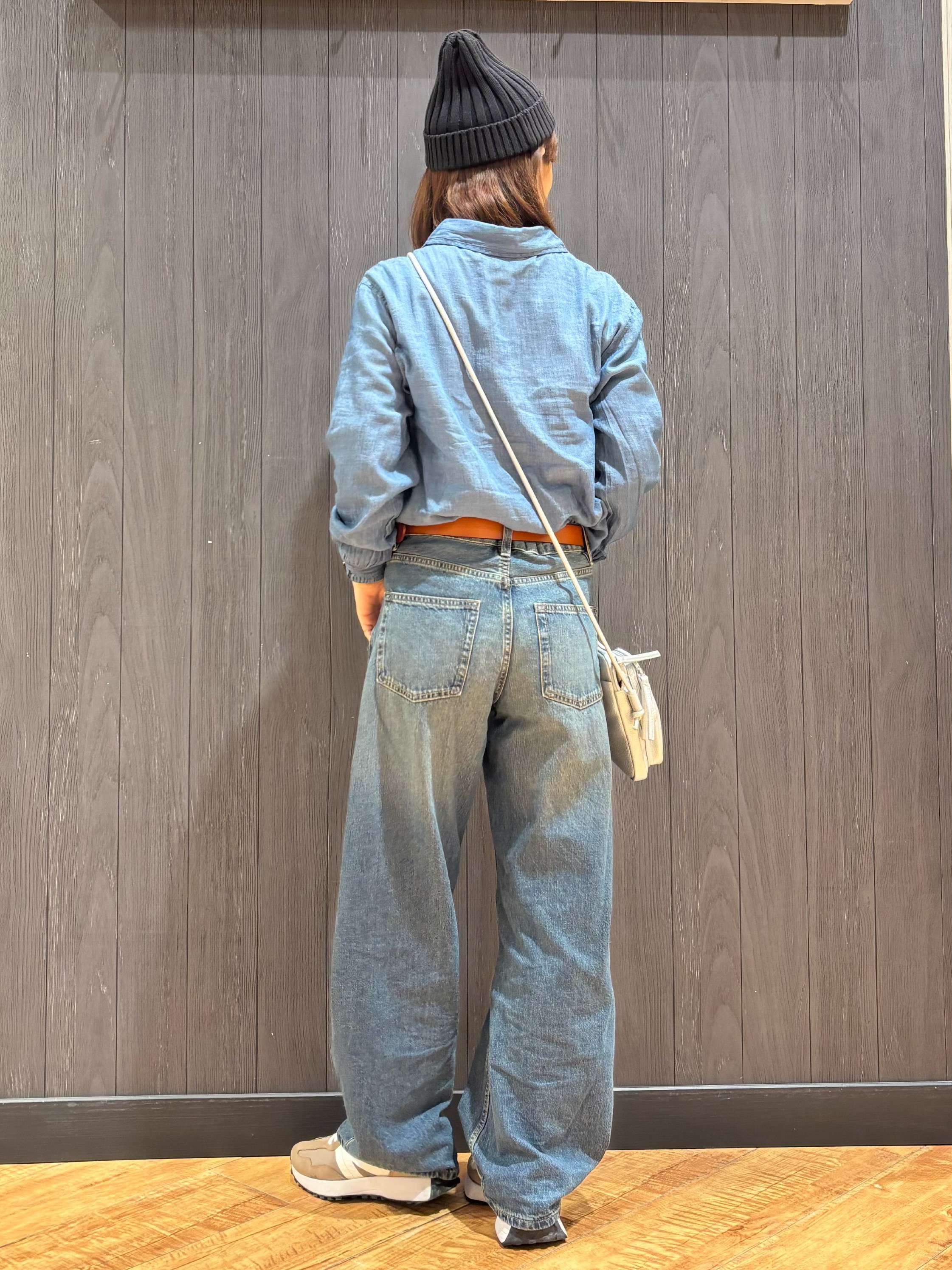 meiさんの「SHOO･LA･RUE｜【S-LL/二の腕カバー】品よく隠せる ドット刺繍5分袖ニット」を使ったコーディネート