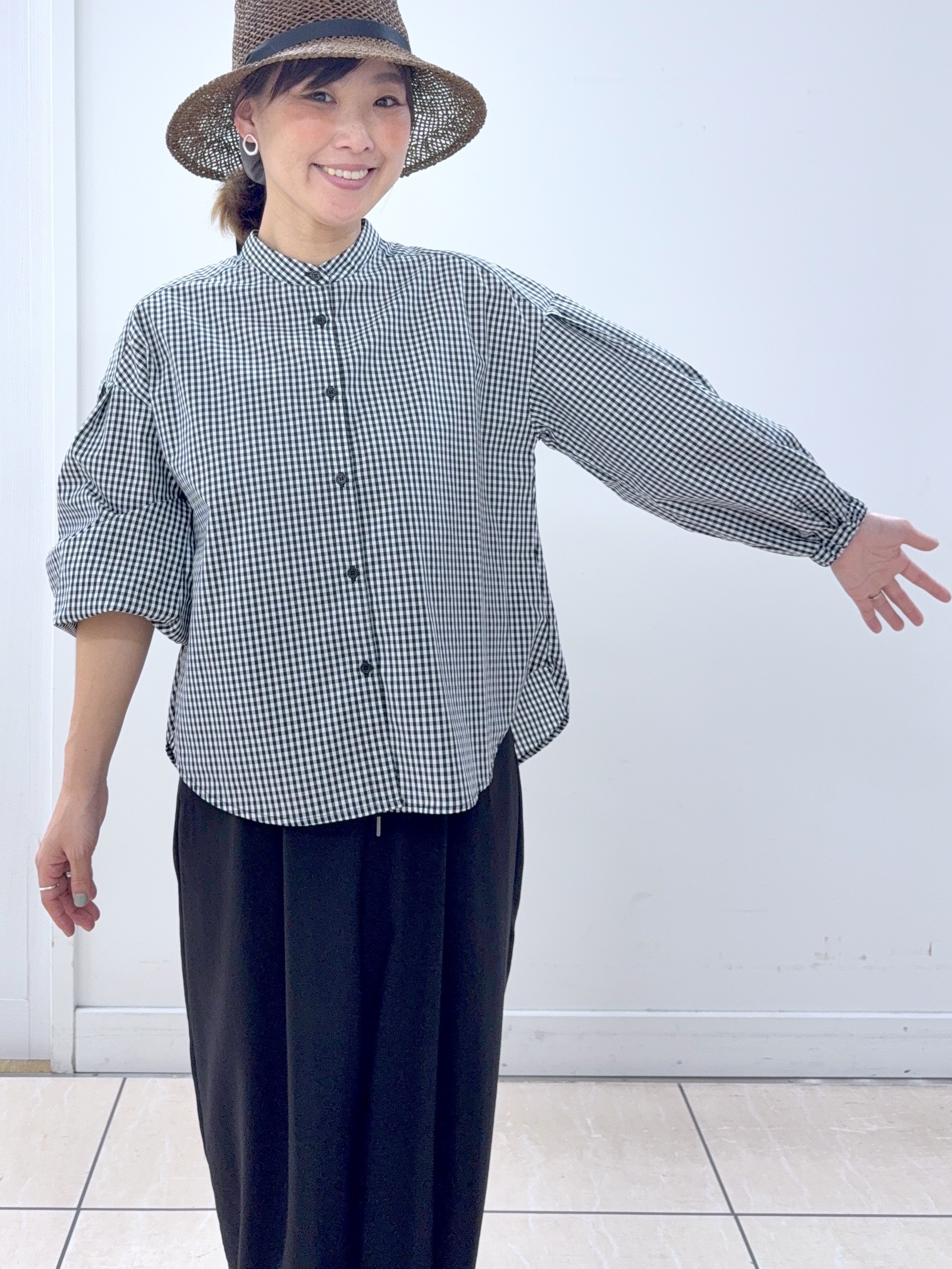 Osawaさんの「Dessin｜【洗える】バルーンスリーブバンドカラーシャツ」を使ったコーディネート
