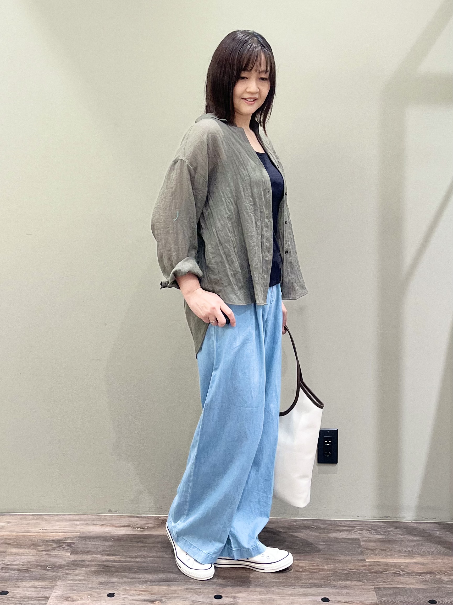 ricoさんの「Dessin｜【洗える】シアーカラーシャツ」を使ったコーディネート