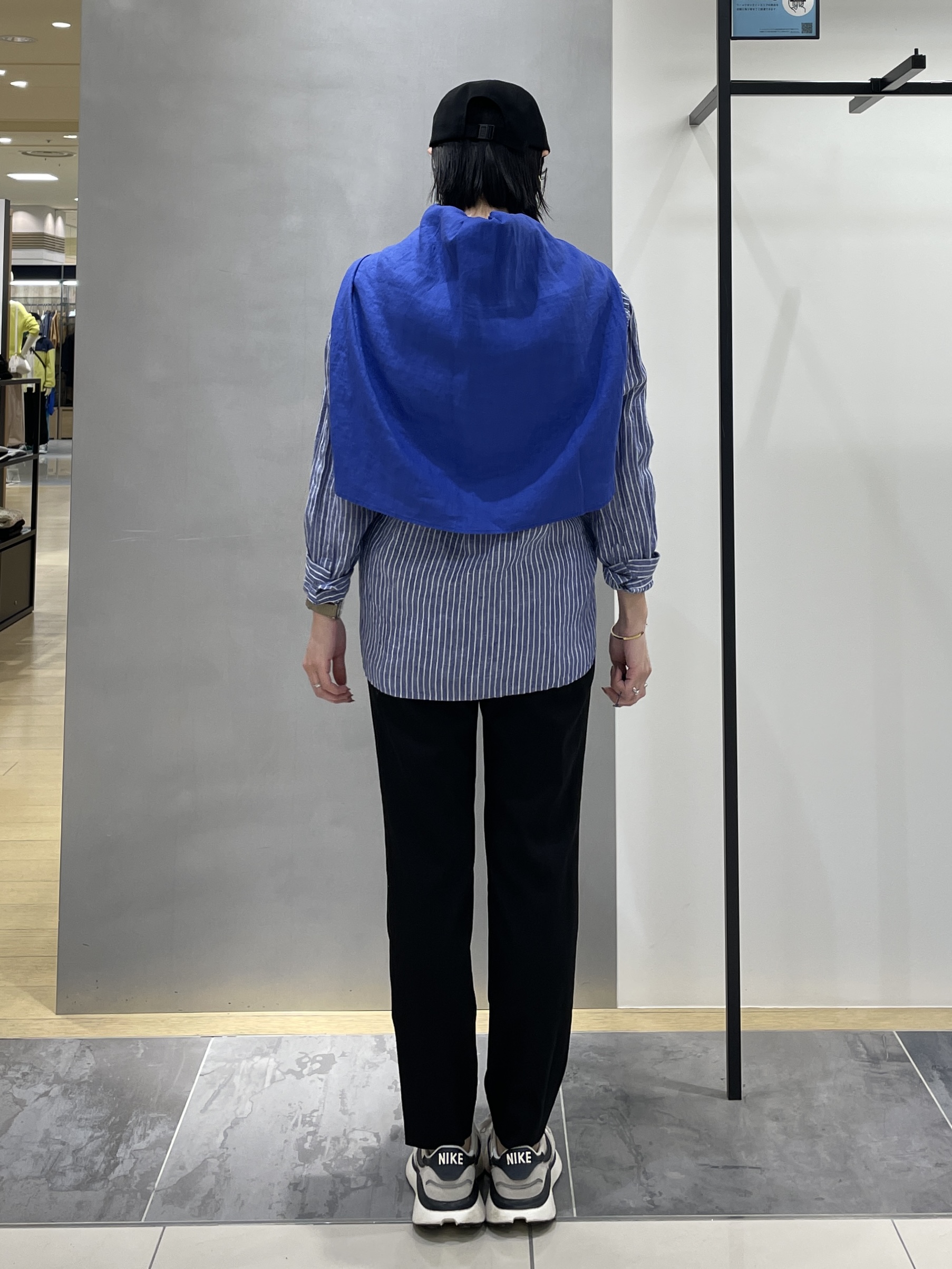 shihoさんの「INDIVI｜【接触冷感／2WAY】カシュクールリネンシャツ」を使ったコーディネート