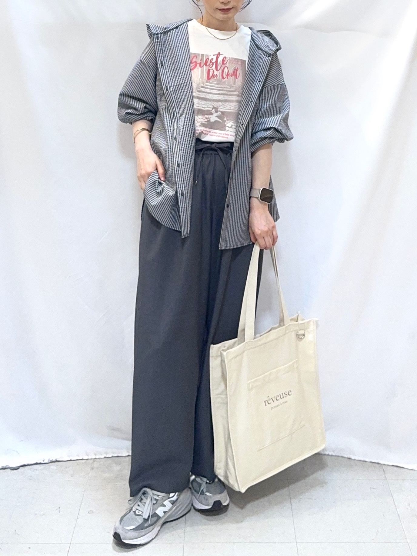 𝐇𝐢𝐫𝐨𝐦𝐢さんの「SHOO･LA･RUE｜【綿100％/S-LL/プチプラ】選べる3柄 プリントアソートTシャツ」を使ったコーディネート