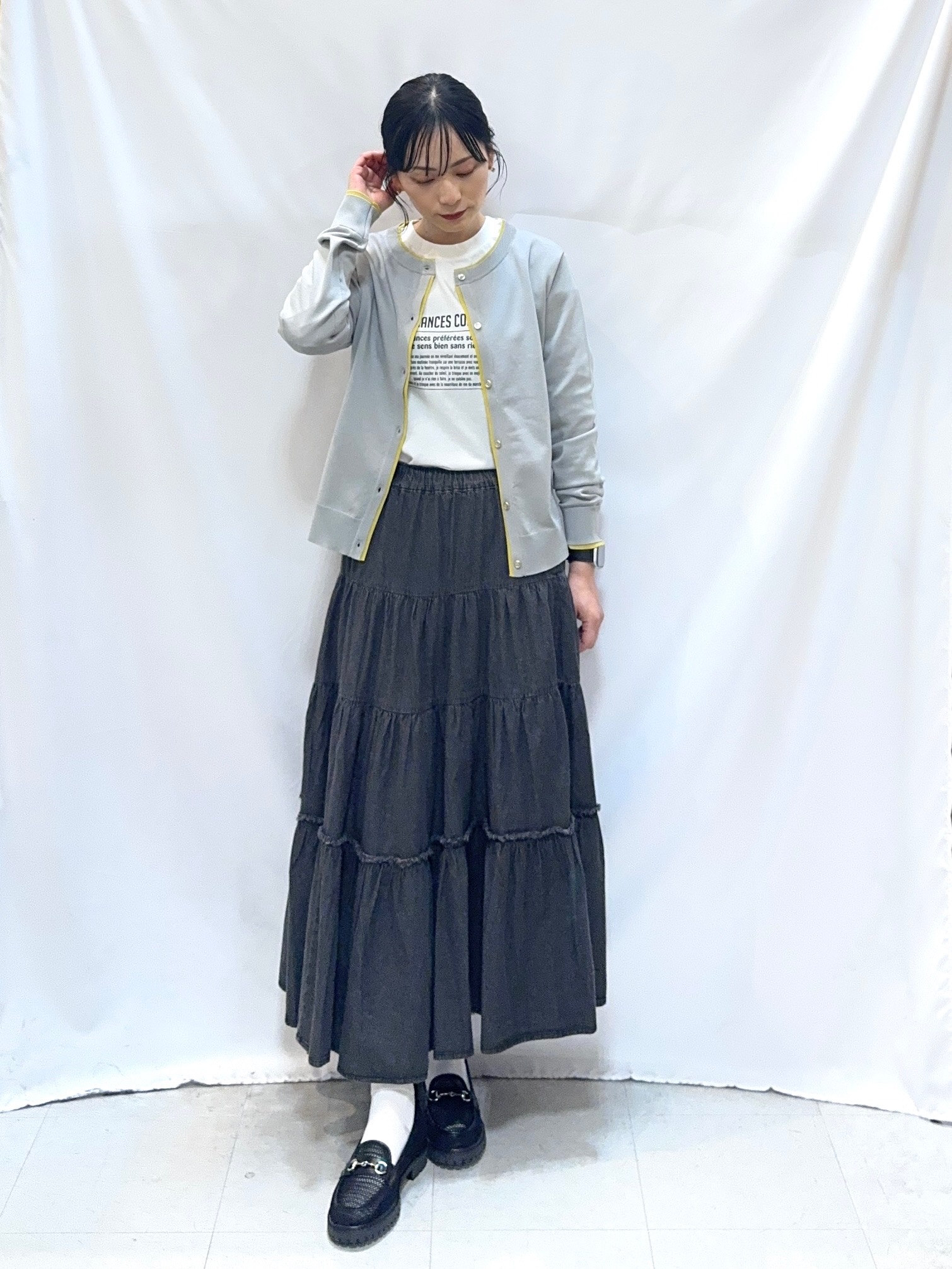 𝐇𝐢𝐫𝐨𝐦𝐢さんの「SHOO･LA･RUE｜【綿100％/S-LL/プチプラ】選べる3柄 プリントアソートロンT」を使ったコーディネート