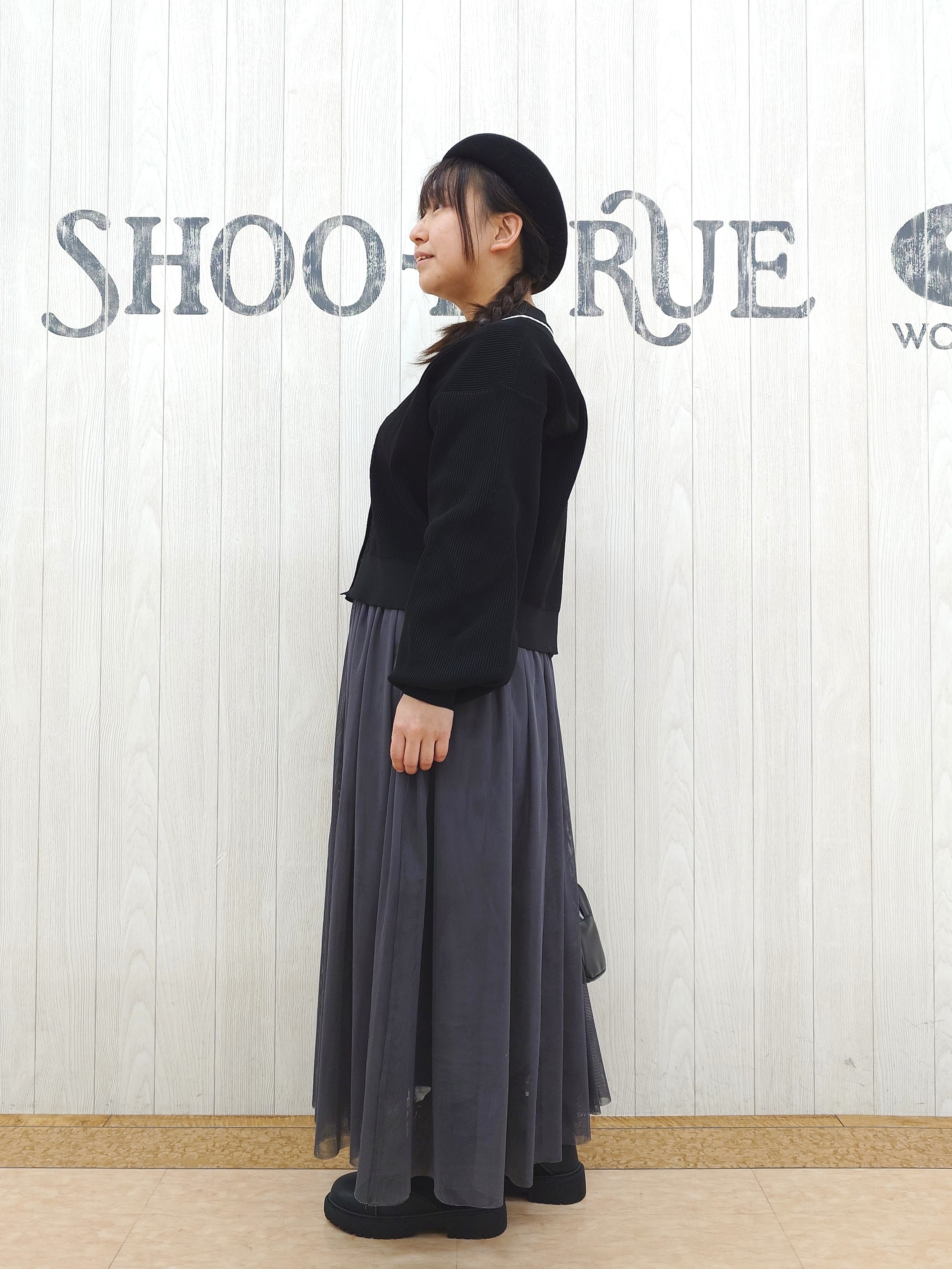 とろろさんの「SHOO･LA･RUE｜襟付きレース風カーディガン」を使ったコーディネート