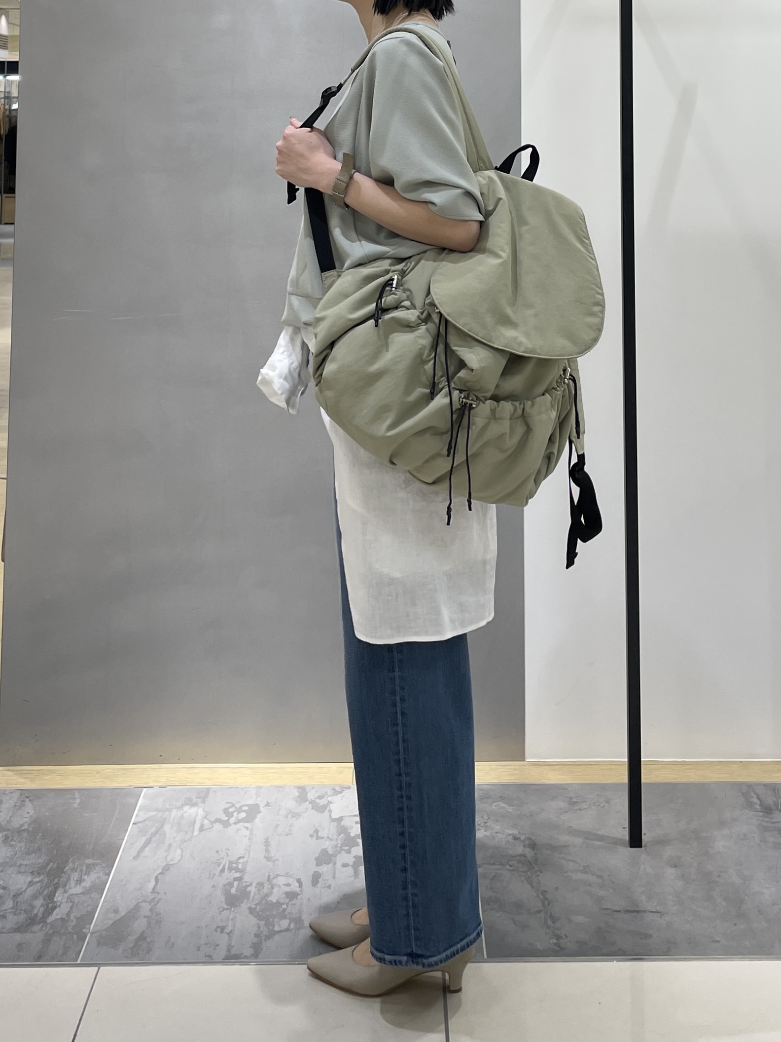 shihoさんの「INDIVI｜【洗える／2WAY／裾ドロスト付き】 ドルマンスリーブチュニックトップス」を使ったコーディネート