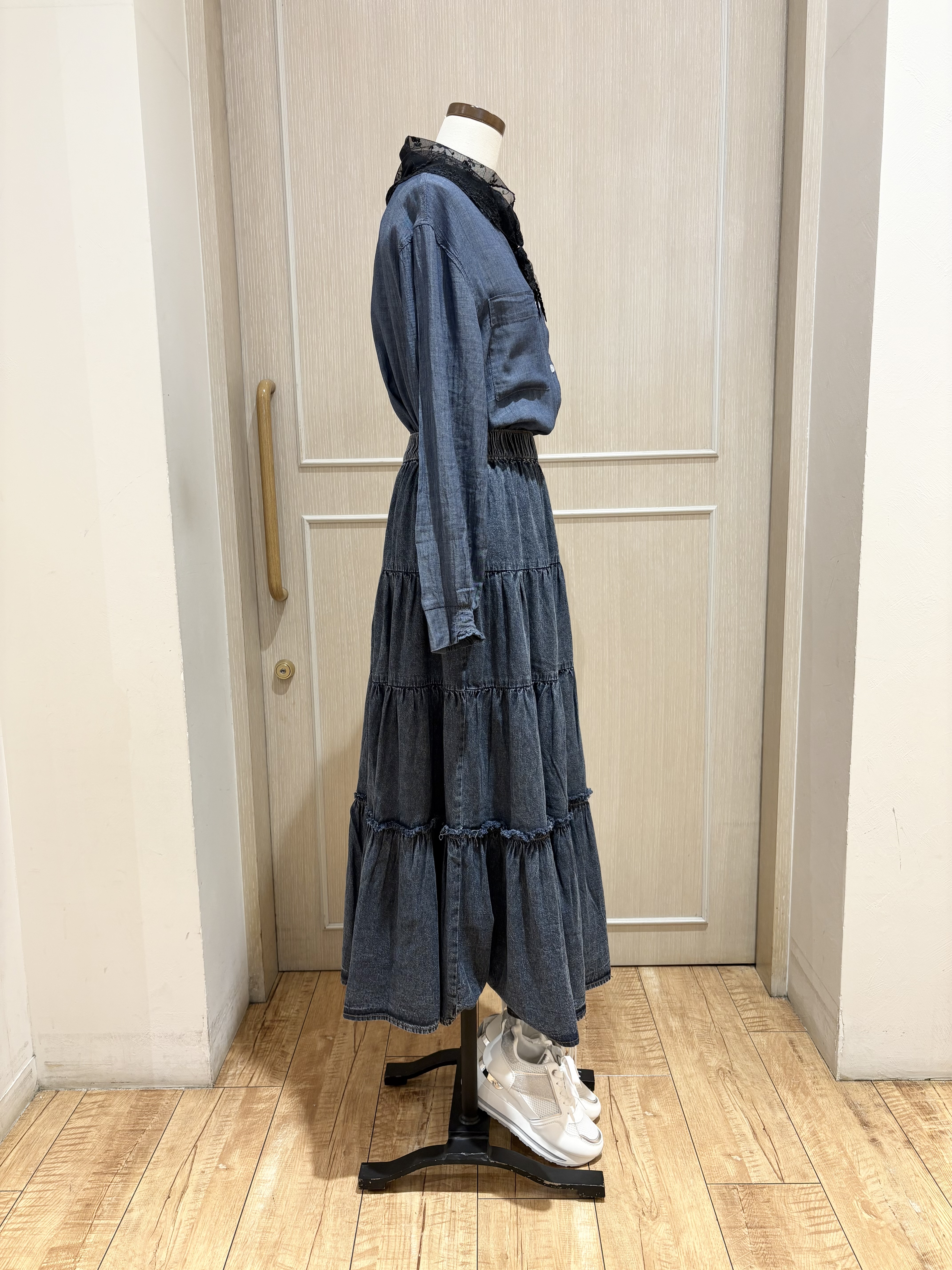 まるよOTさんの「SHOO･LA･RUE｜ヒールアップスニーカー」を使ったコーディネート