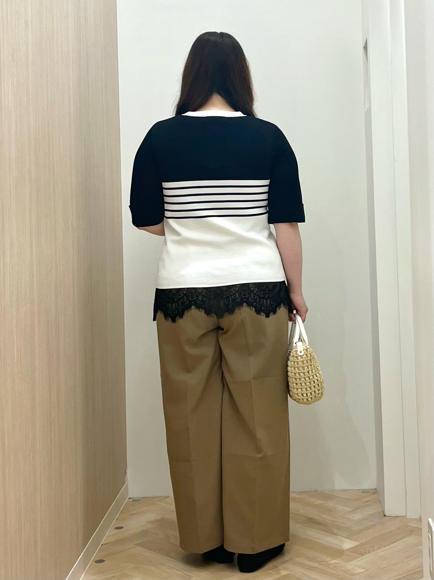 akariさんの「grove｜新色追加！【シリーズ累計36万枚/名品ニット】やわらかドライタッチ 袖メッシュ編みニット」を使ったコーディネート