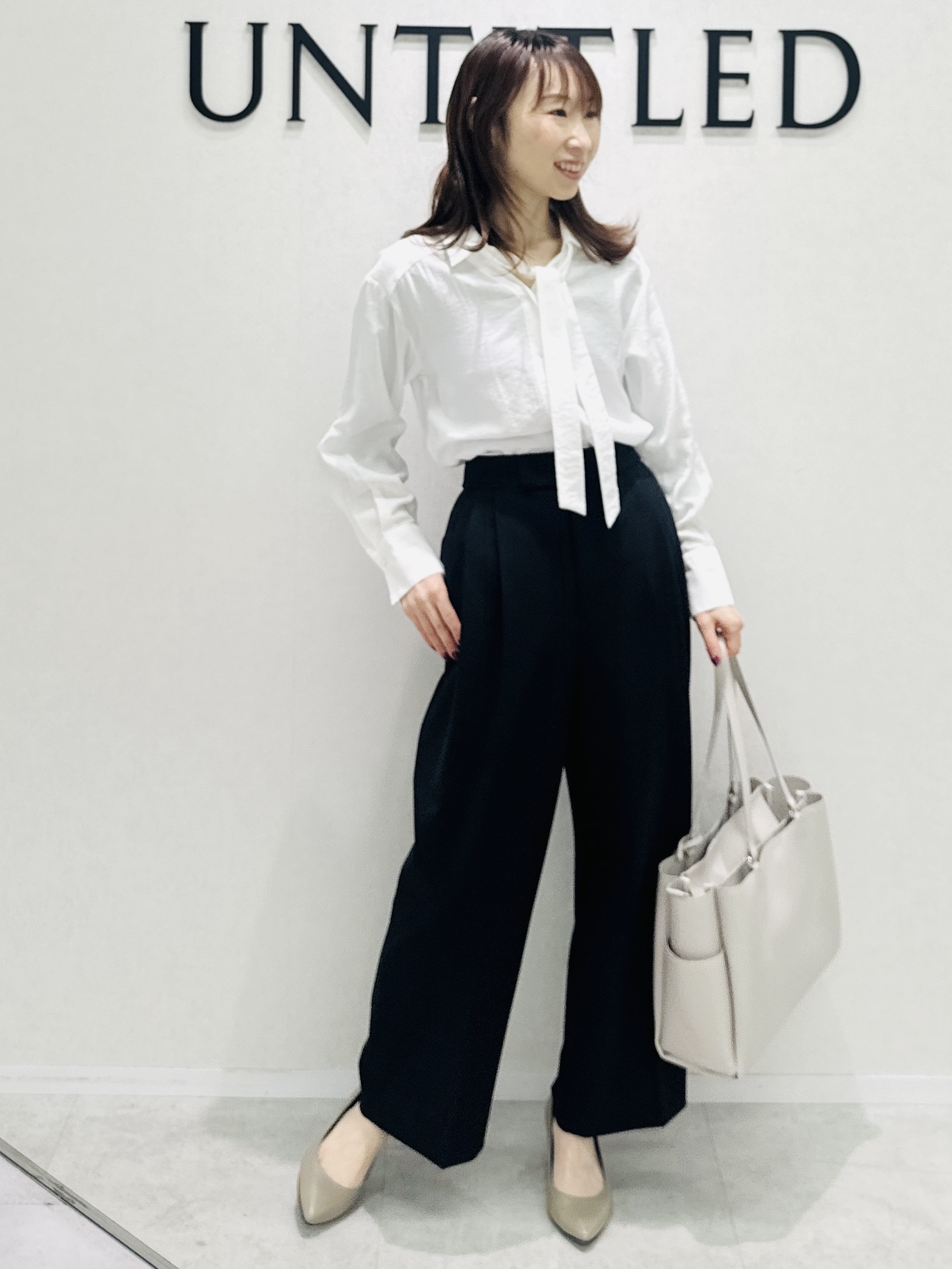 Miwaさんの「UNTITLED｜◆【洗える/接触冷感】リラックスボウタイブラウス」を使ったコーディネート