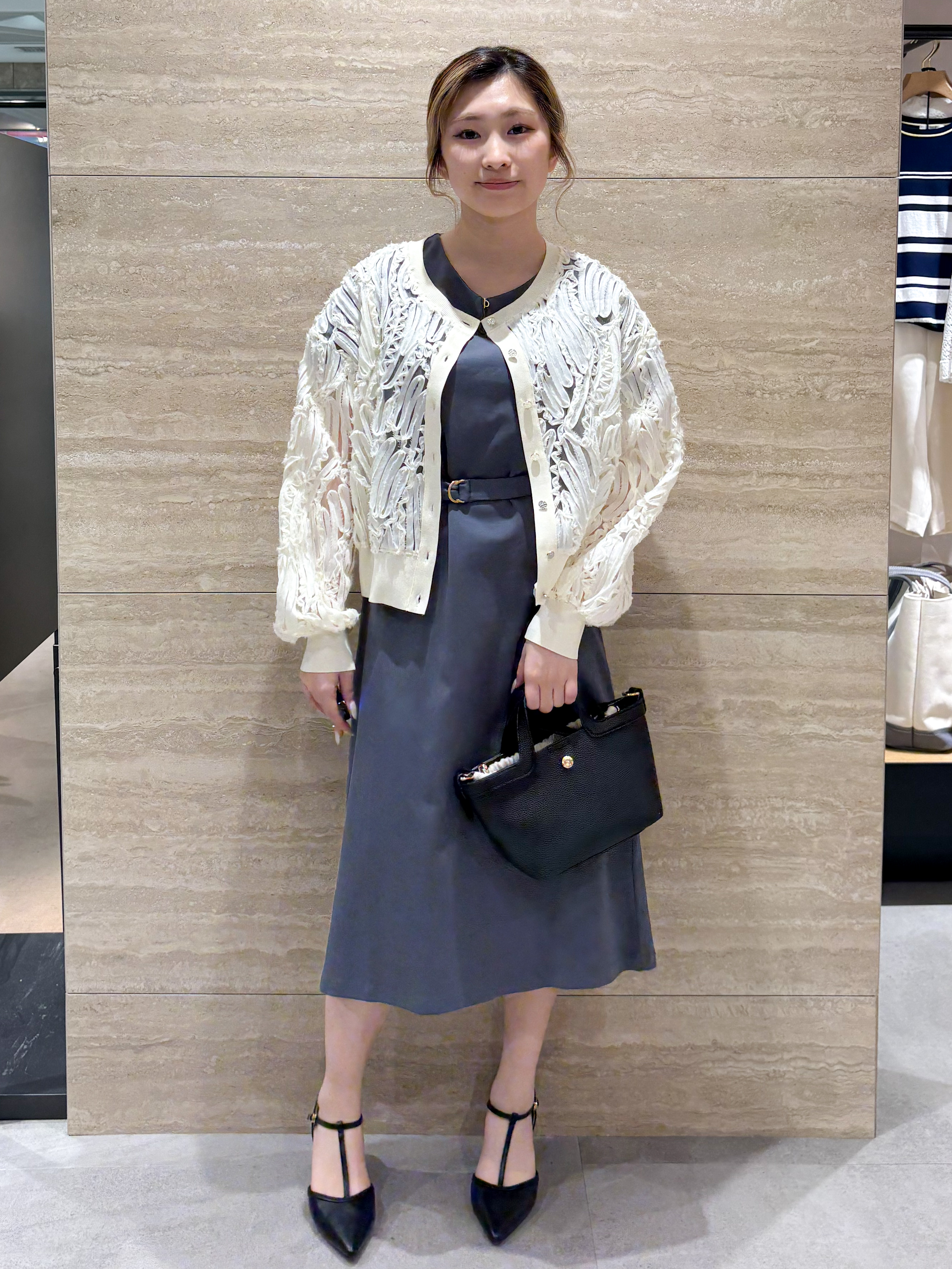 ふうかさんの「index｜シアー幾何刺繍カーディガン【洗濯機OK】」を使ったコーディネート