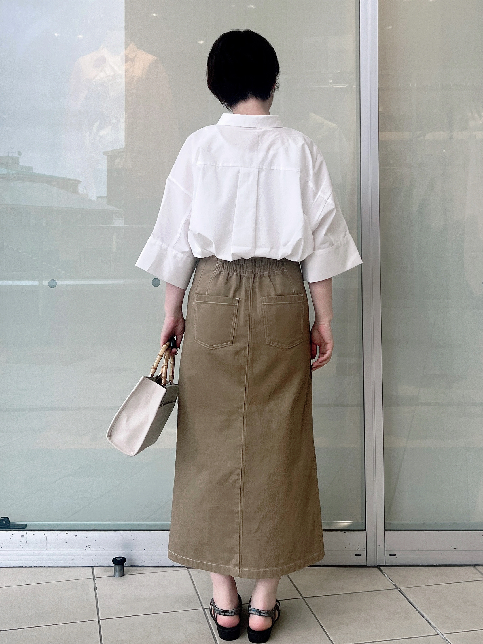 yo-koさんの「OPAQUE.CLIP｜【接触冷感】ハーフスリーブシャツ《洗濯機OK／防シワ加工》」を使ったコーディネート