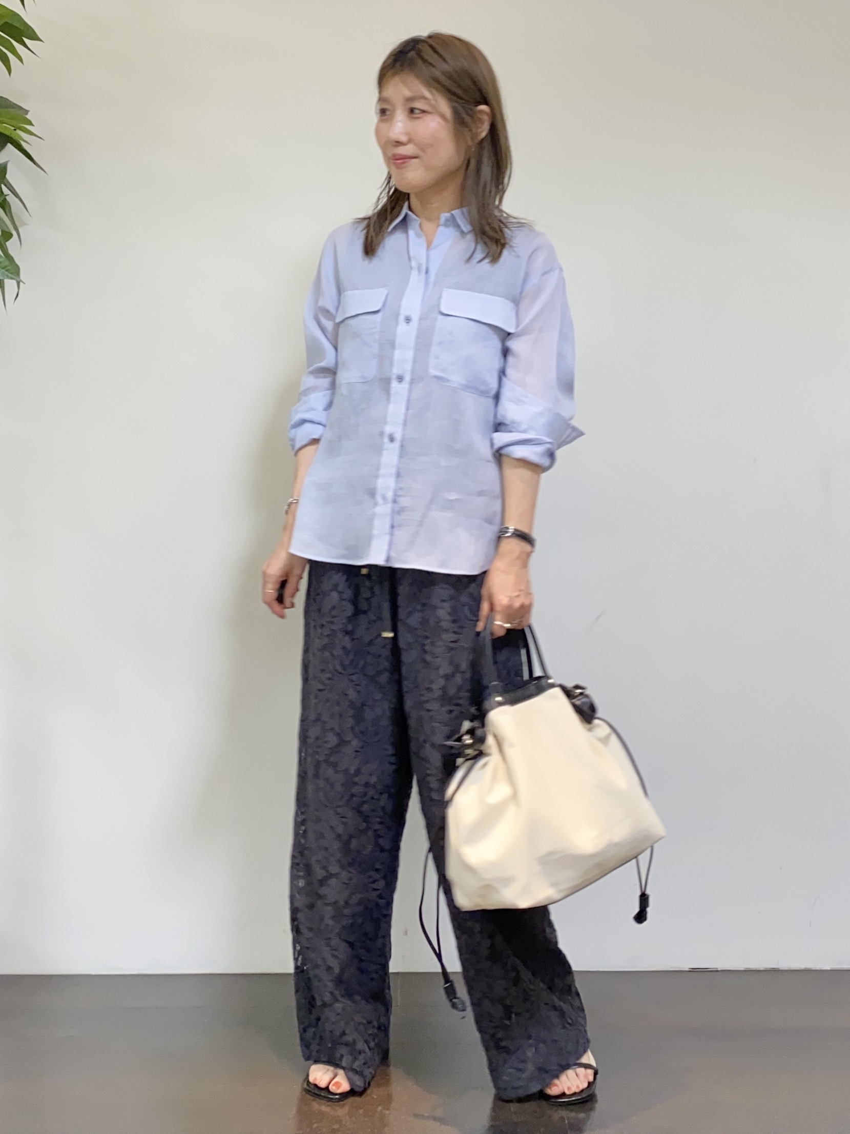tomoさんの「UNTITLED｜【接触冷感】ドライタッチシャツ」を使ったコーディネート