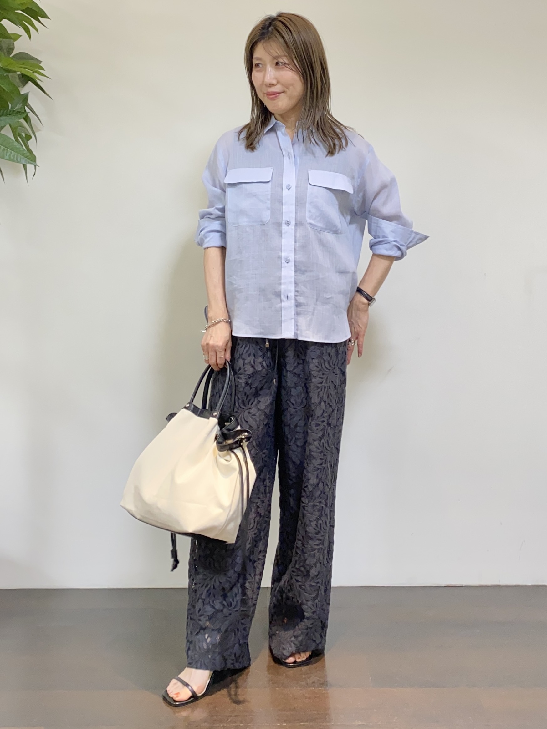 tomoさんの「UNTITLED｜【接触冷感】ドライタッチシャツ」を使ったコーディネート