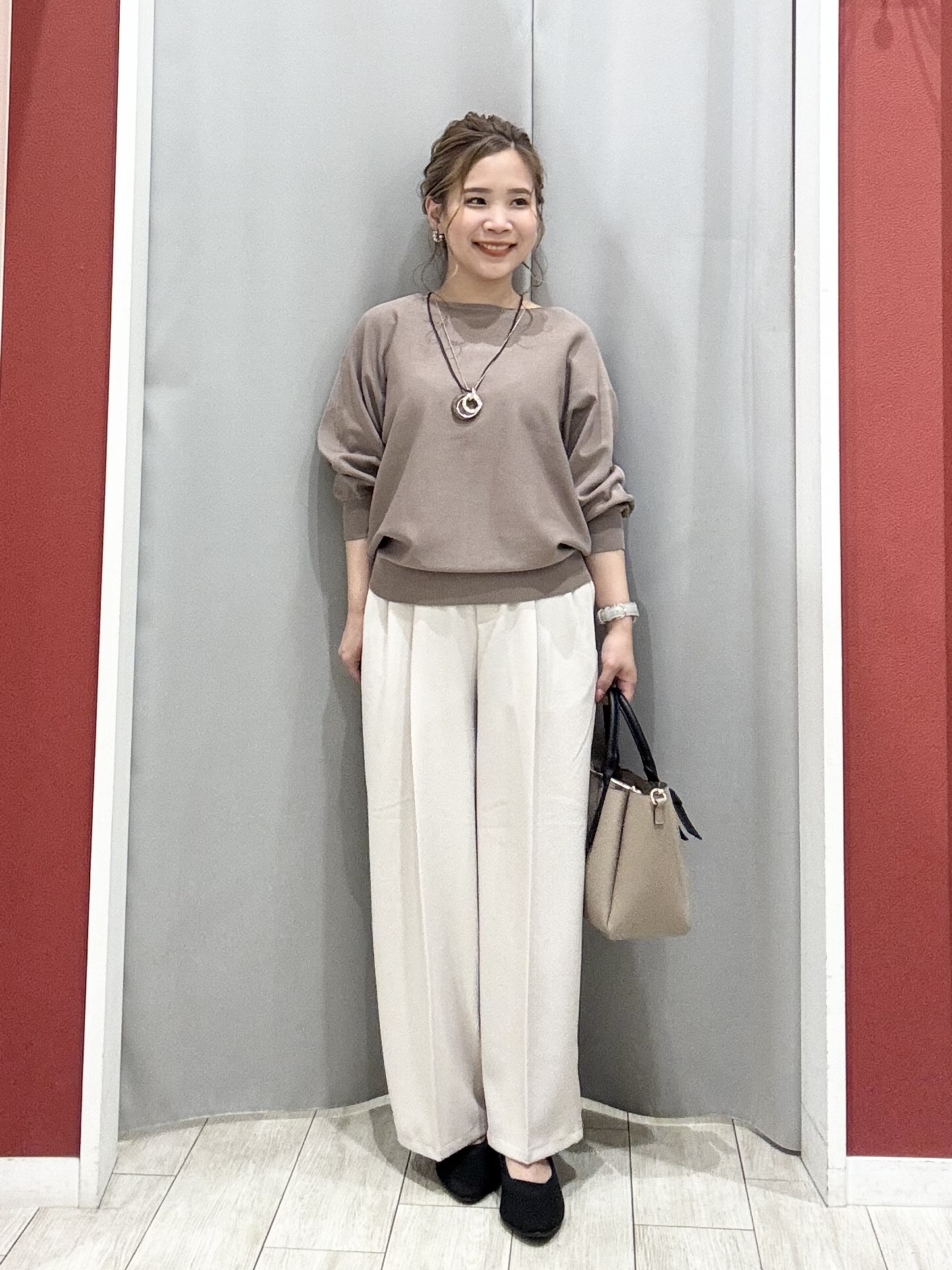 shioさんの「SHOO･LA･RUE｜【洗濯機可/S-LL】さらりと軽やか インせず着られる すっきり見えドルマンニット」を使ったコーディネート