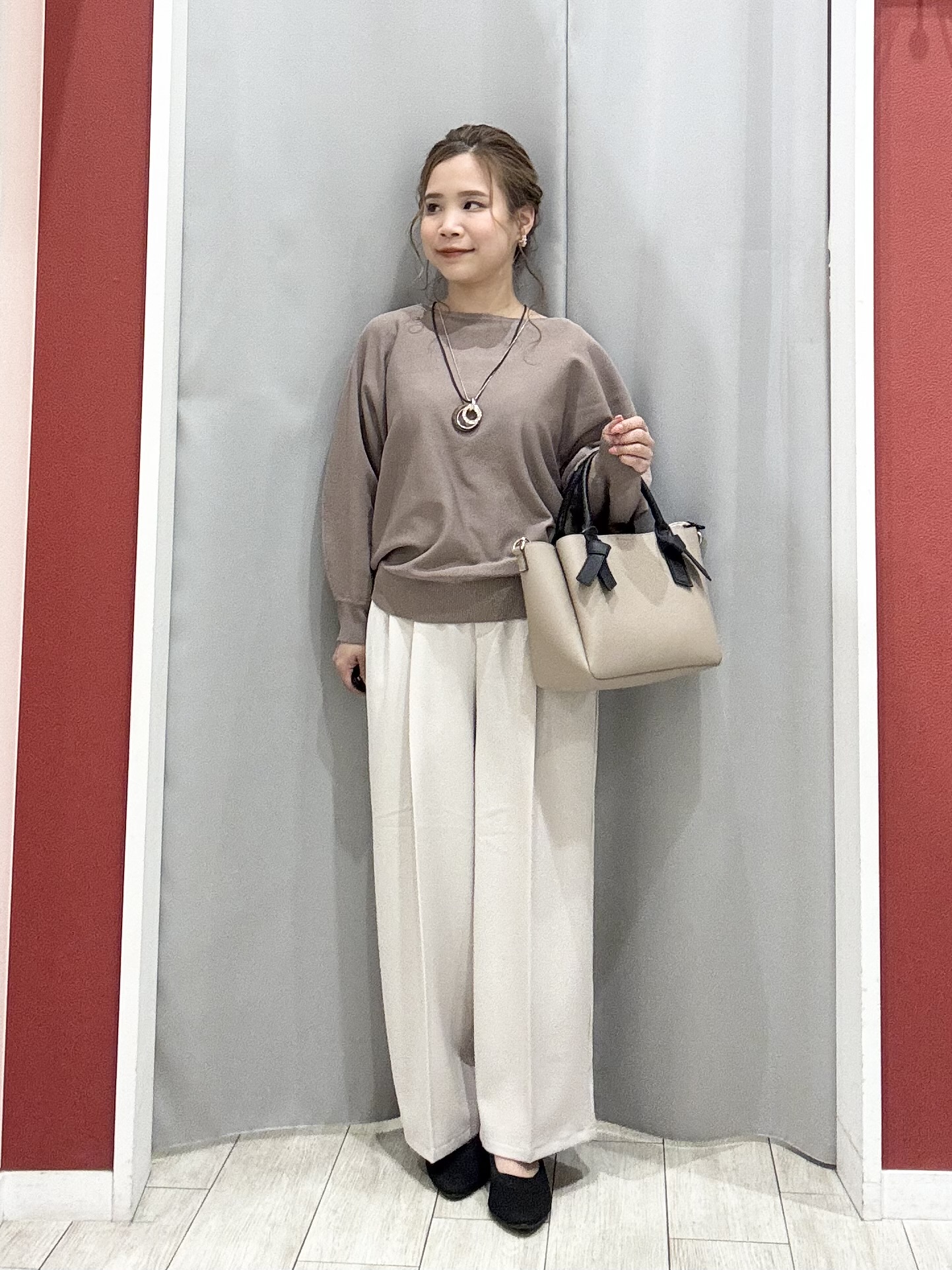 shioさんの「SHOO･LA･RUE｜【洗濯機可/S-LL】さらりと軽やか インせず着られる すっきり見えドルマンニット」を使ったコーディネート
