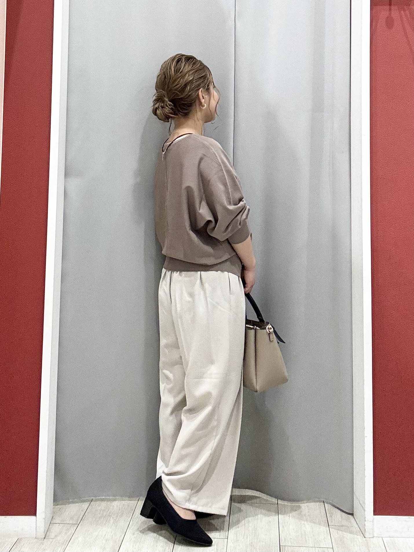 shioさんの「SHOO･LA･RUE｜【洗濯機可/S-LL】さらりと軽やか インせず着られる すっきり見えドルマンニット」を使ったコーディネート